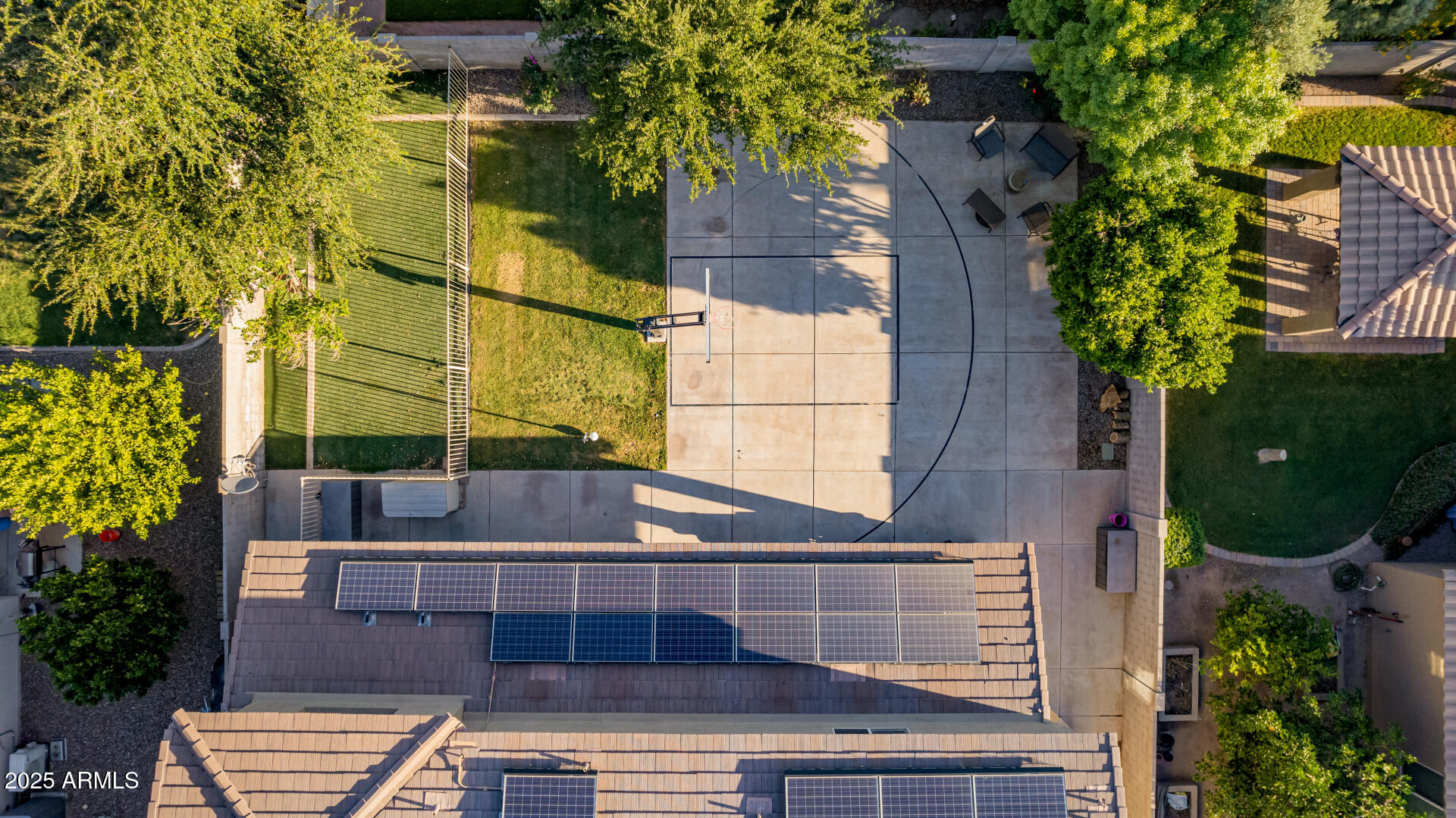 1217 W FEVER TREE Avenue