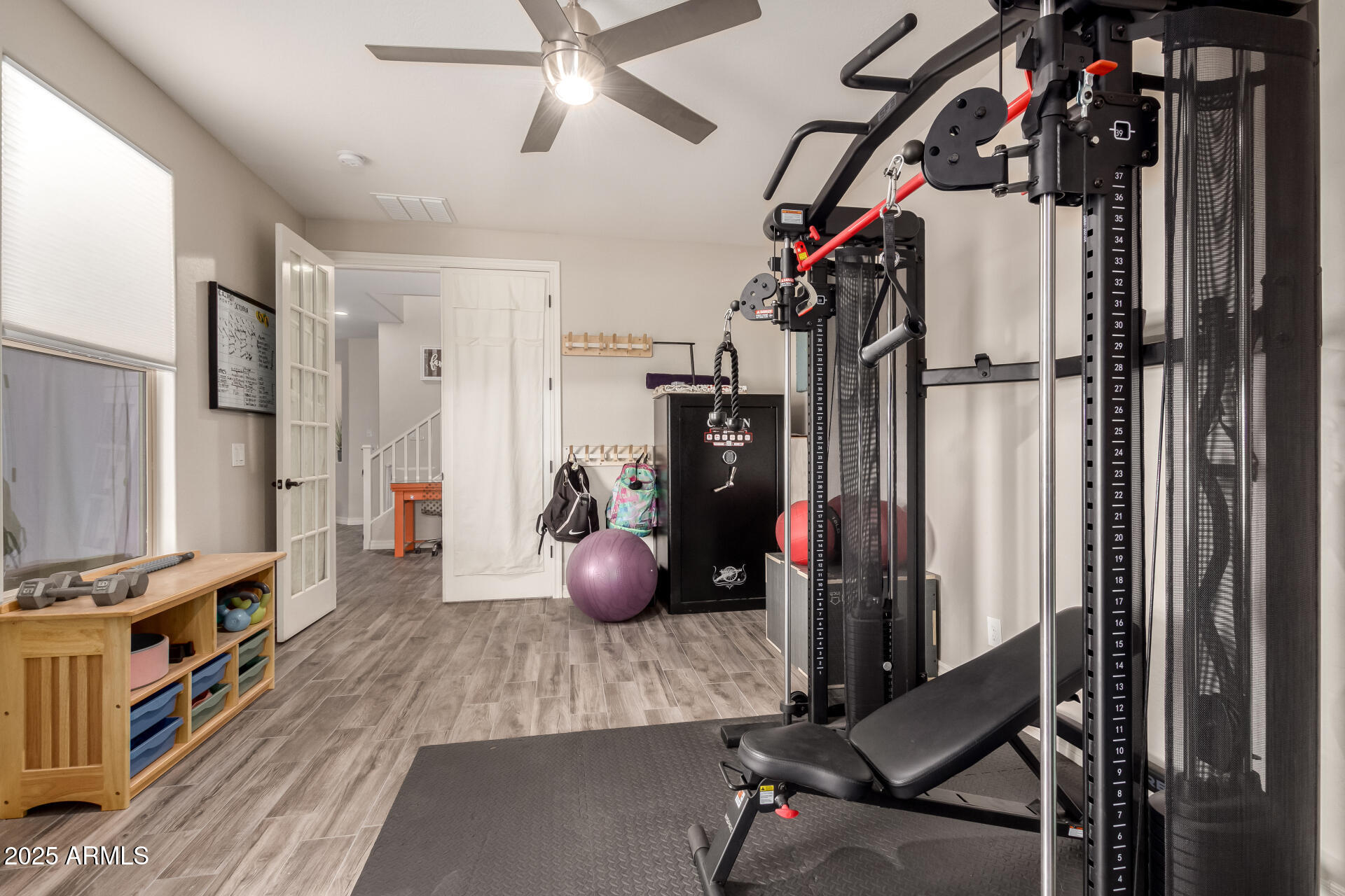 1217 W FEVER TREE Avenue