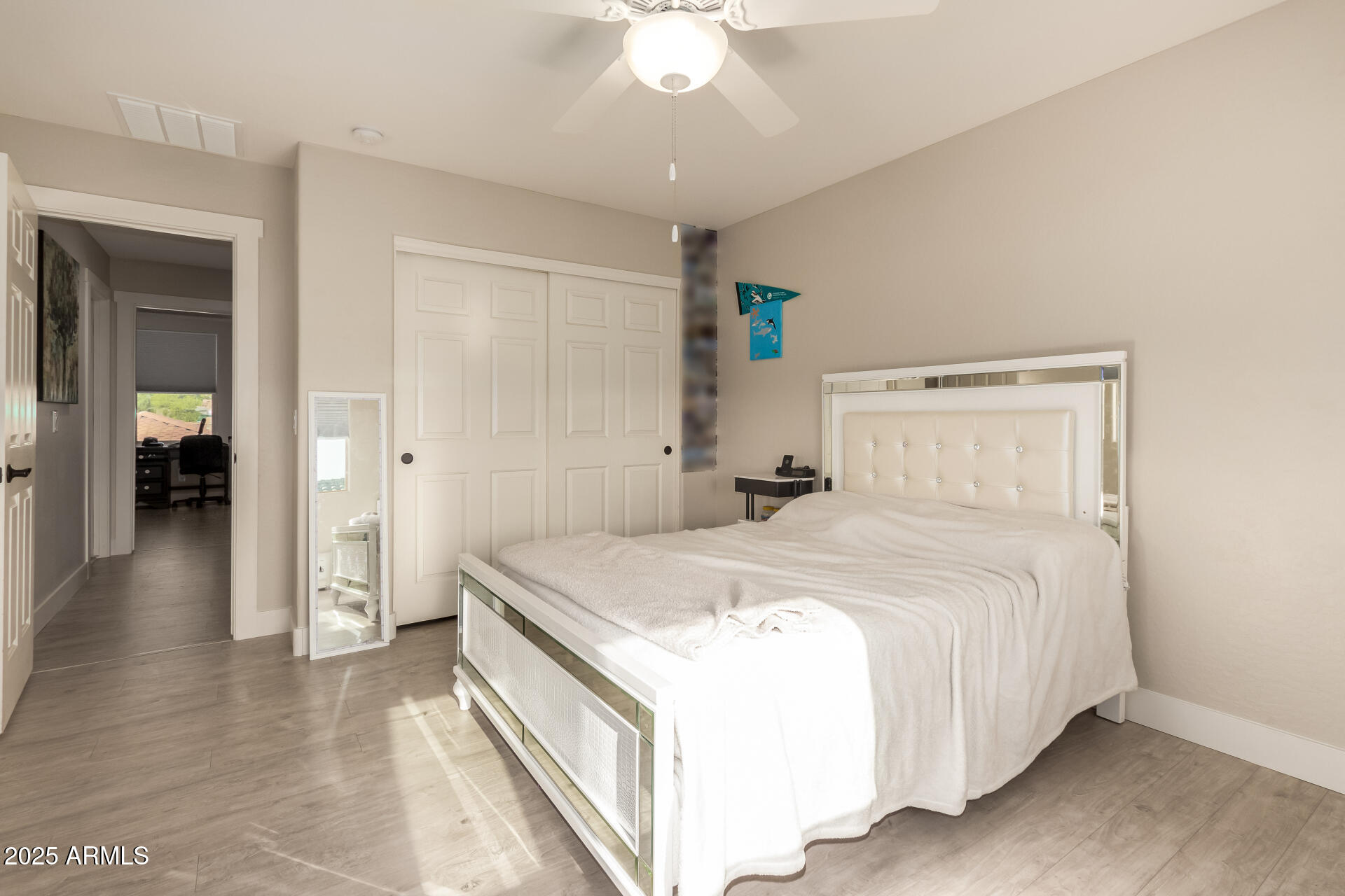 1217 W FEVER TREE Avenue