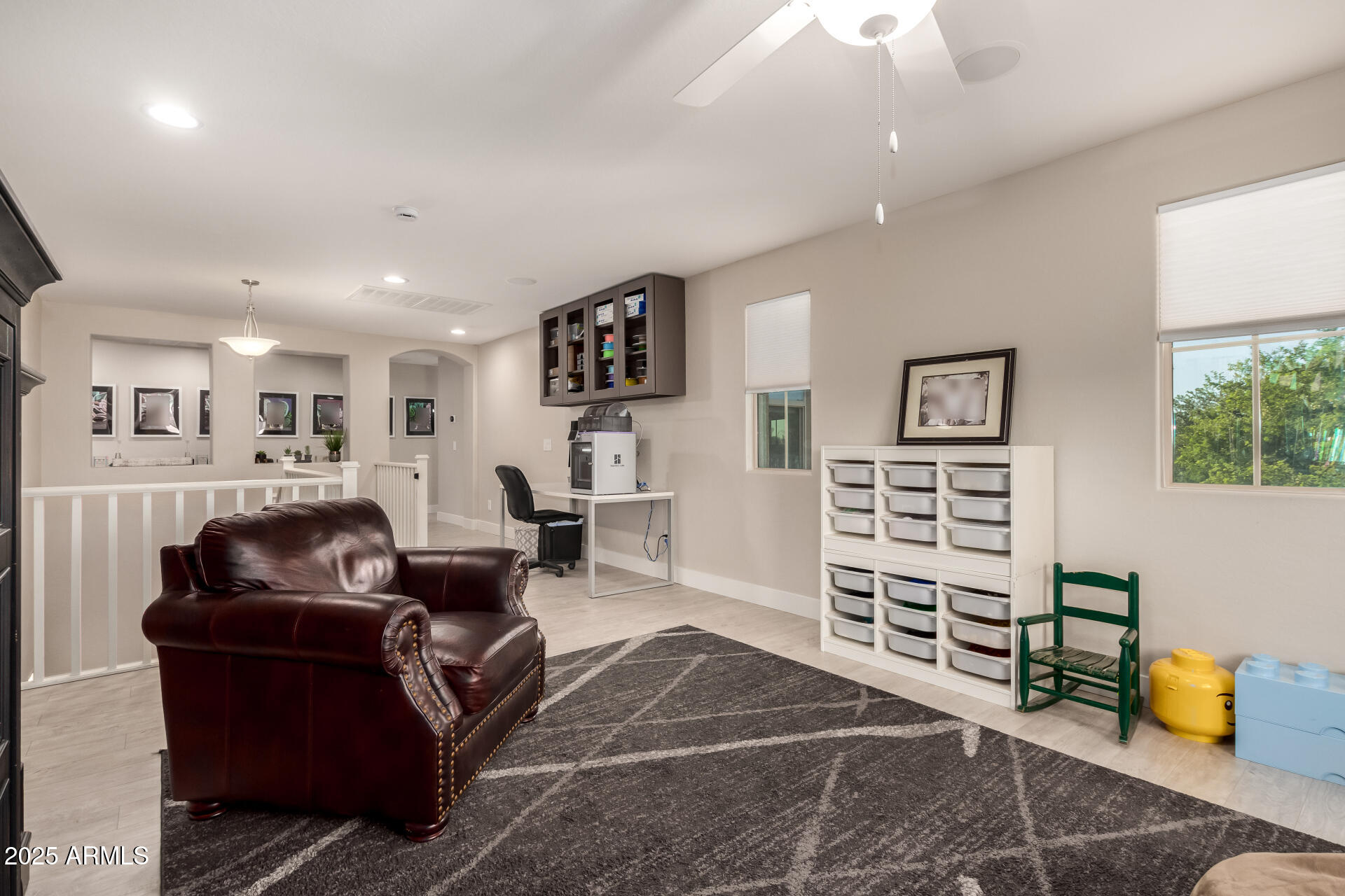 1217 W FEVER TREE Avenue