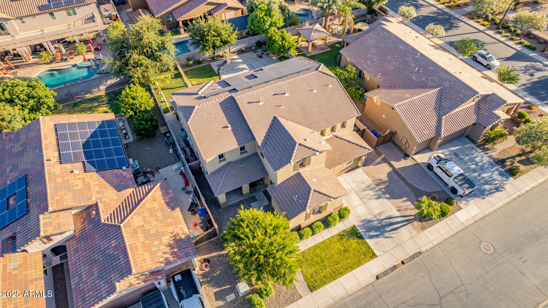 1217 W FEVER TREE Avenue