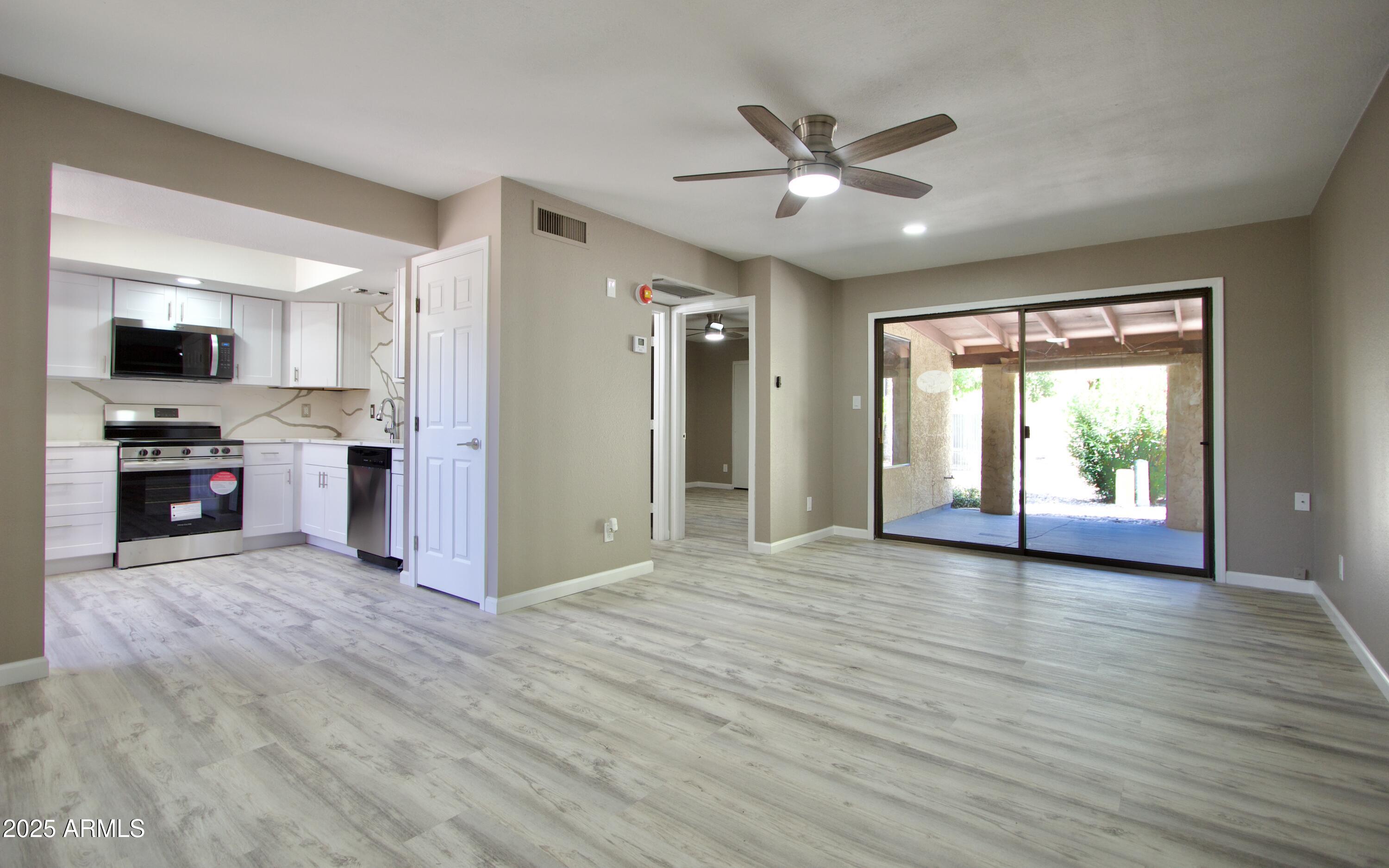 520 S SAND VERBENA Way