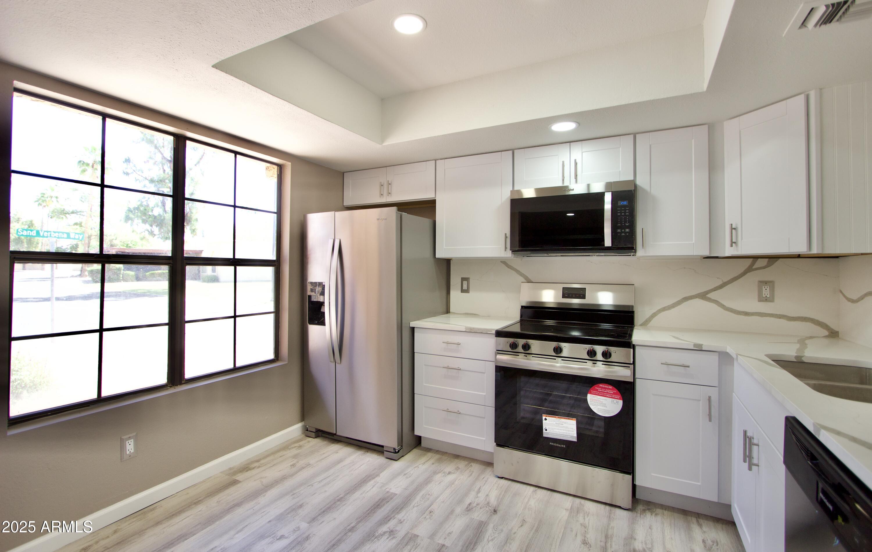 520 S SAND VERBENA Way