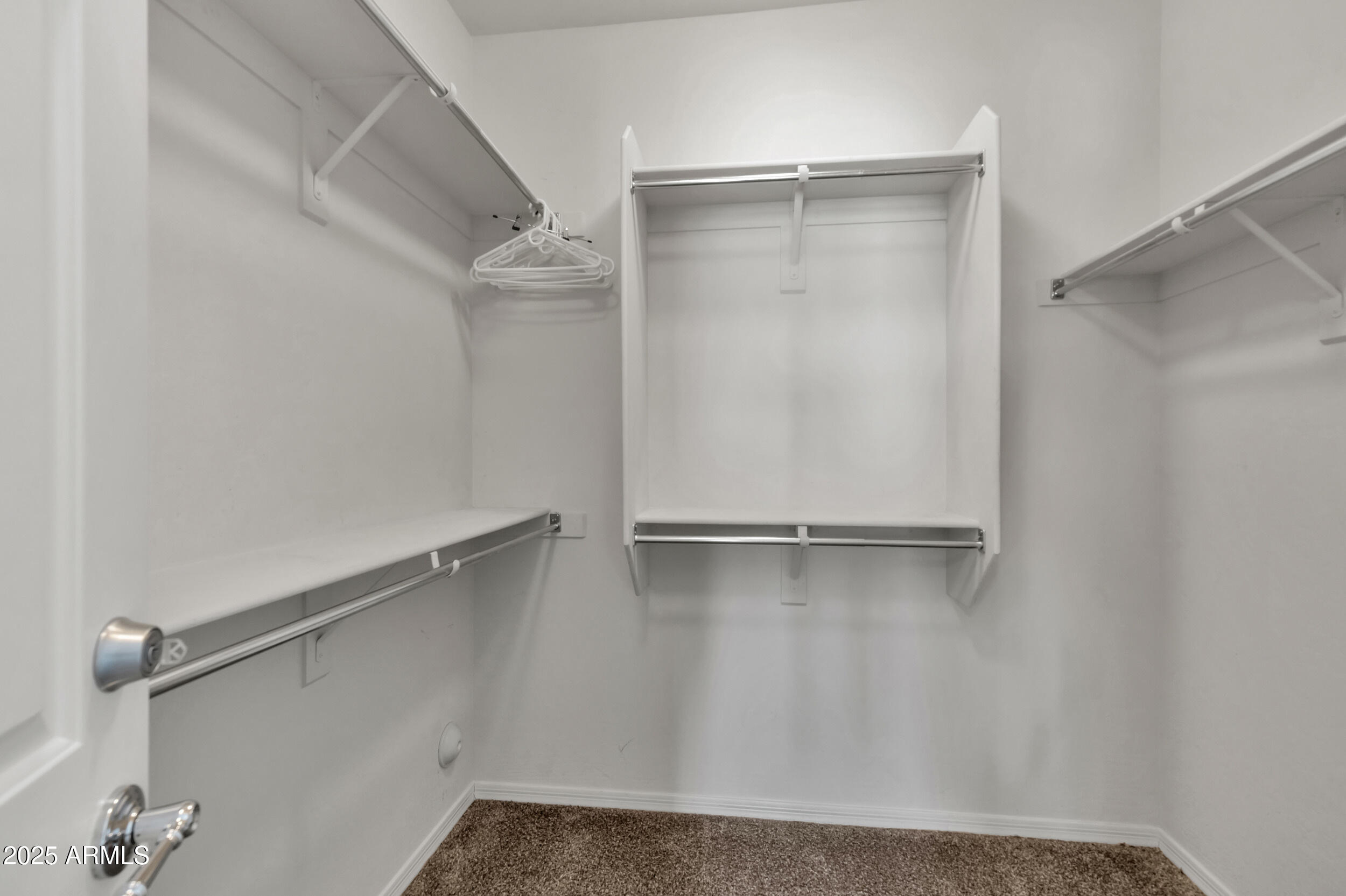 6658 W MOCKINGBIRD Way