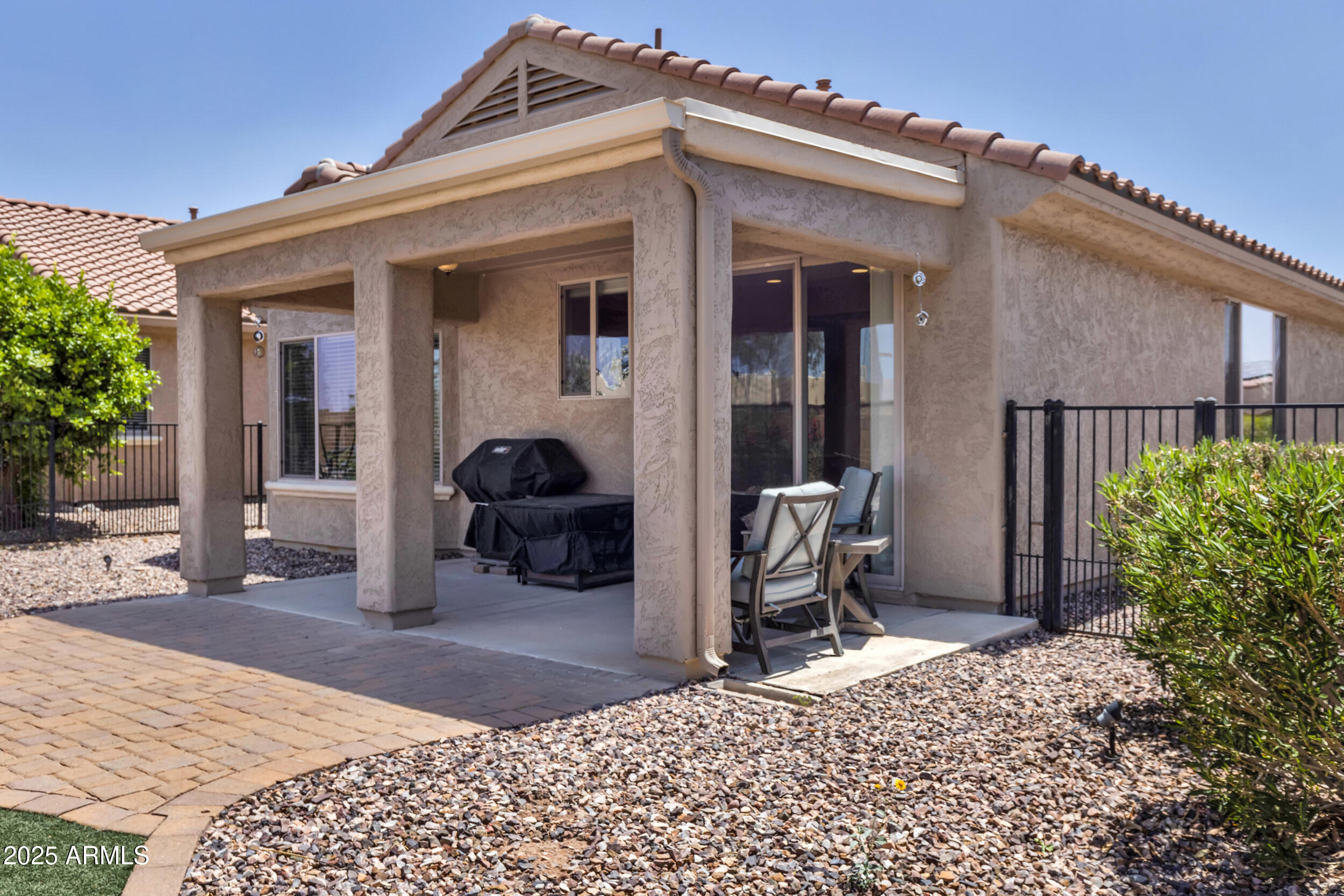 6658 W MOCKINGBIRD Way