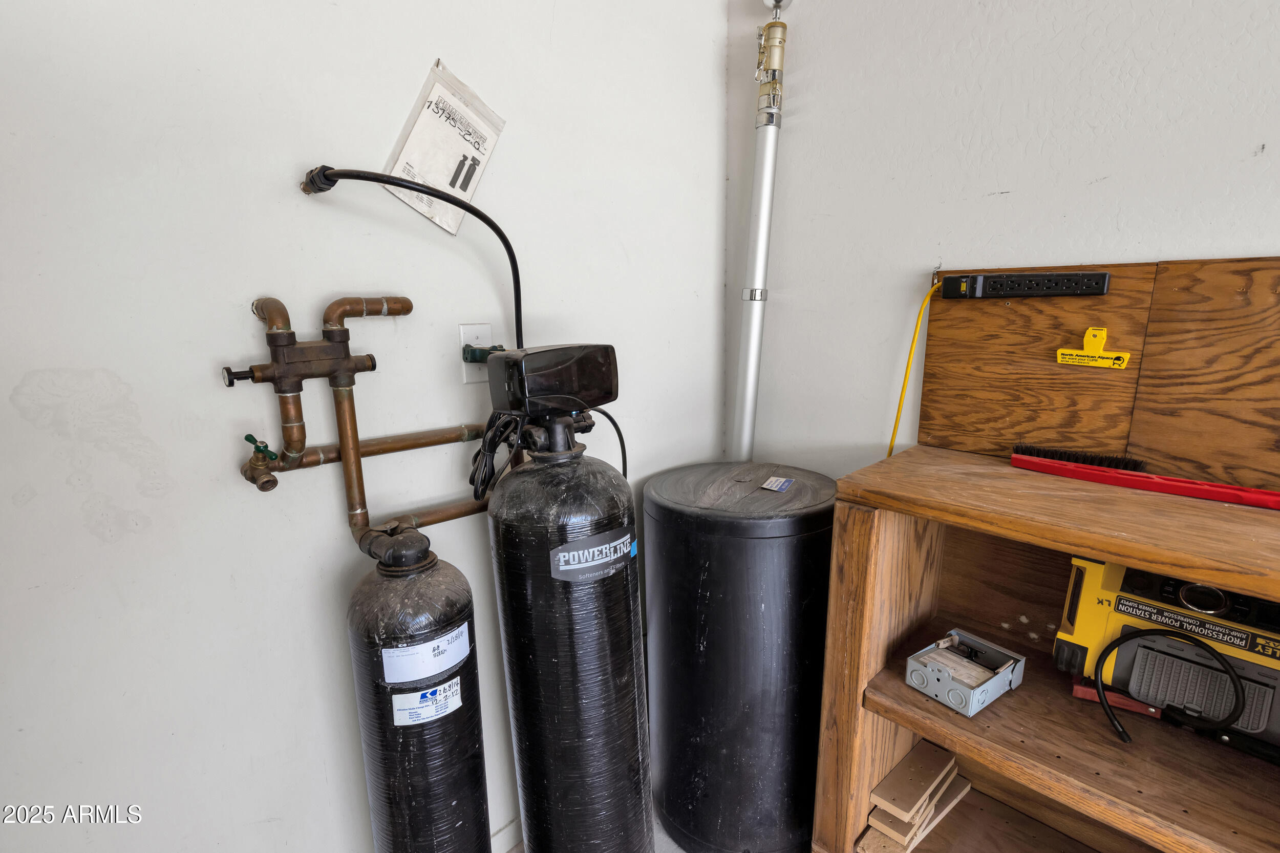 6658 W MOCKINGBIRD Way