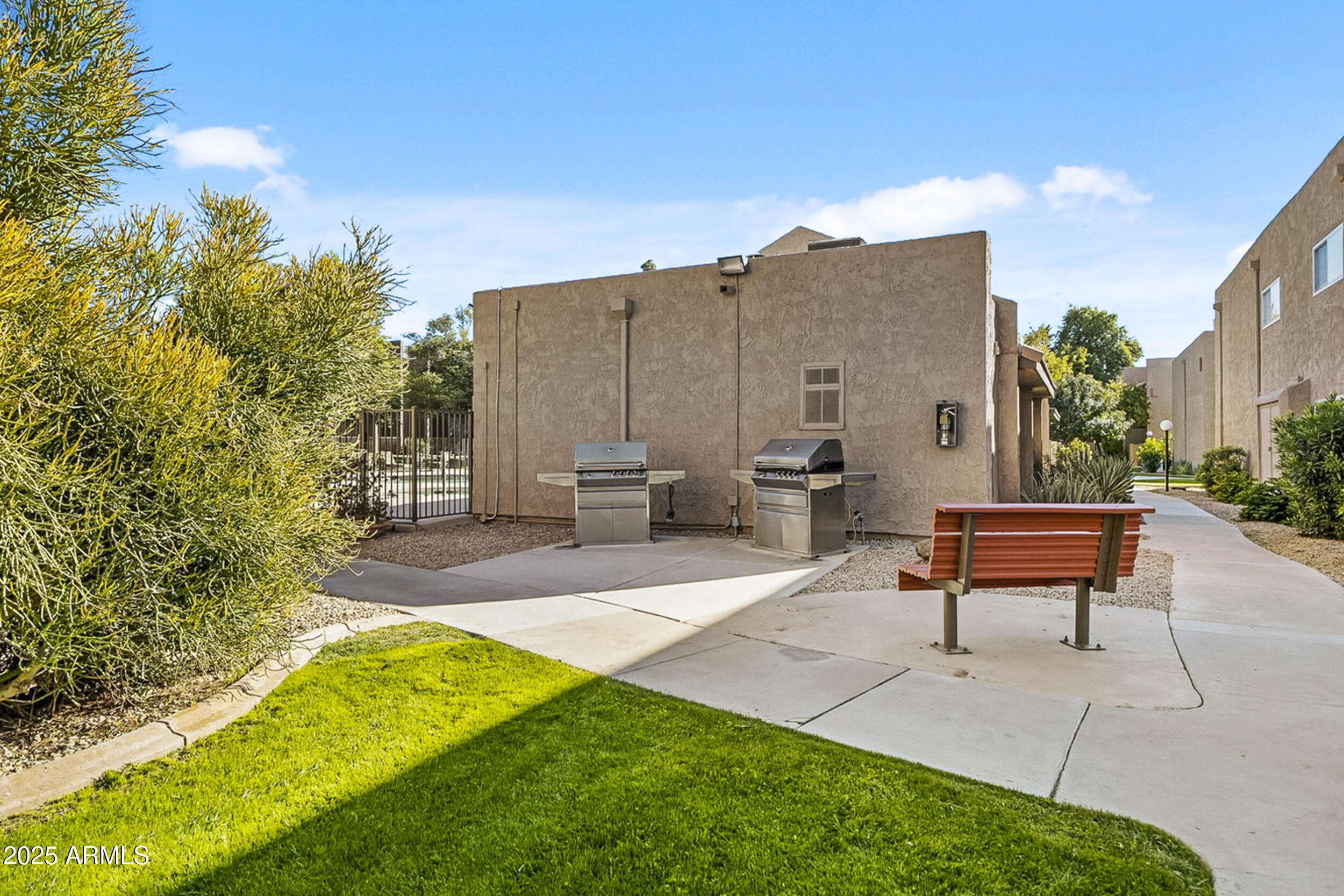 5525 E THOMAS Road, K16