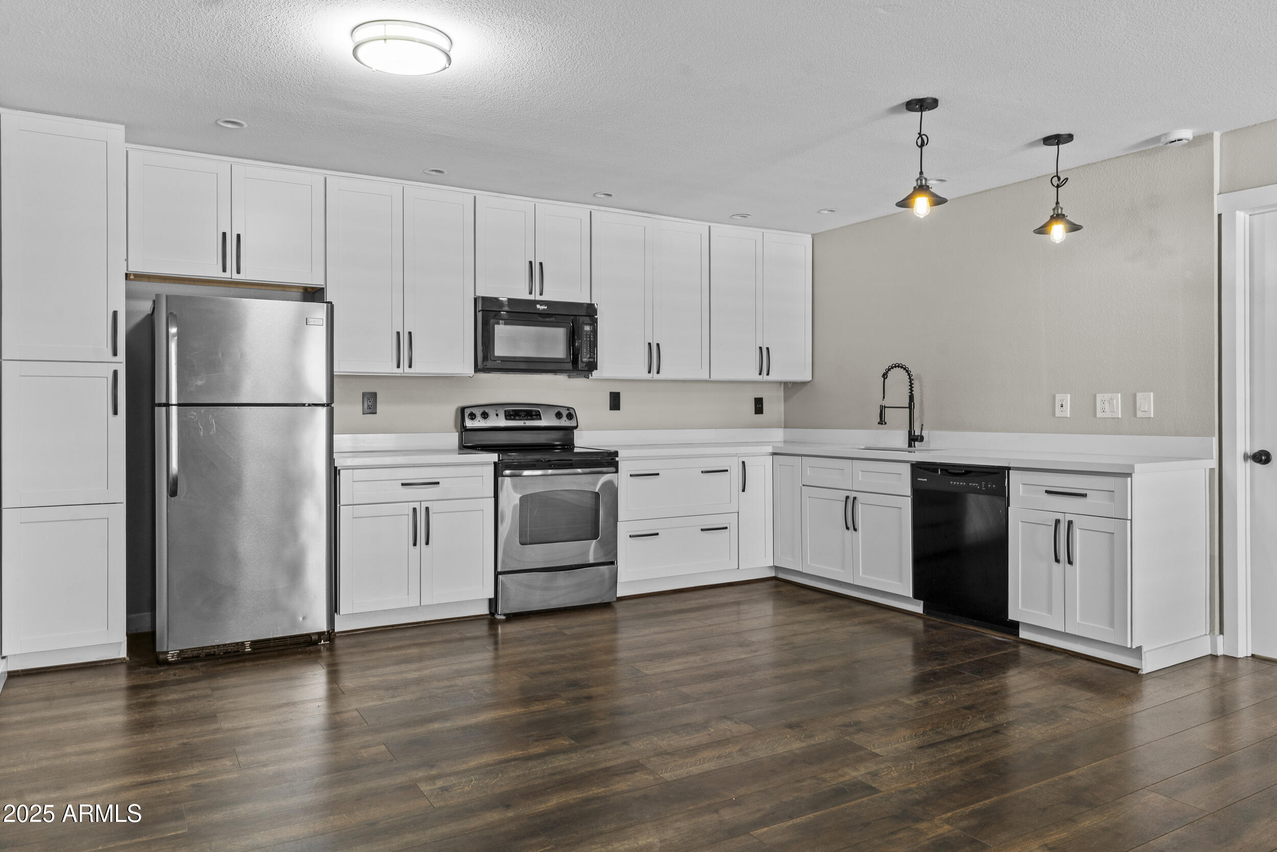 5525 E THOMAS Road, K16