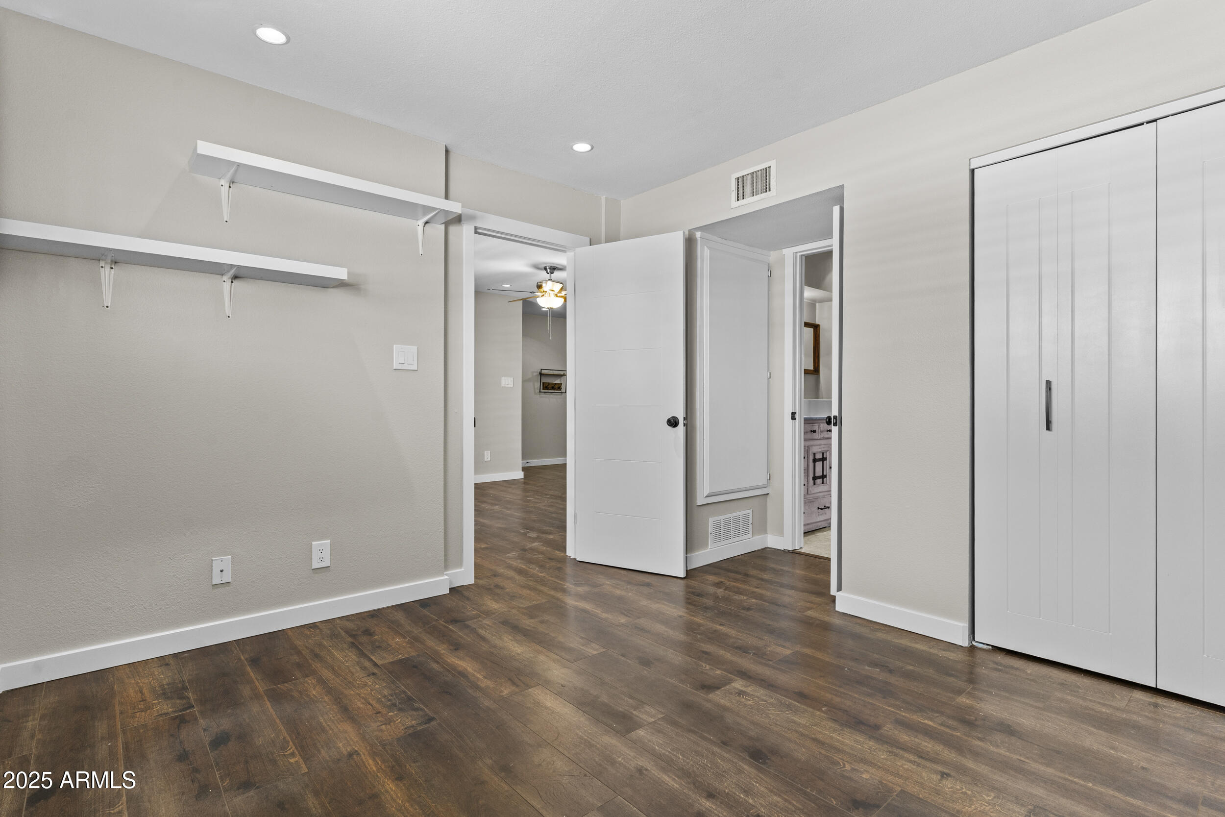 5525 E THOMAS Road, K16