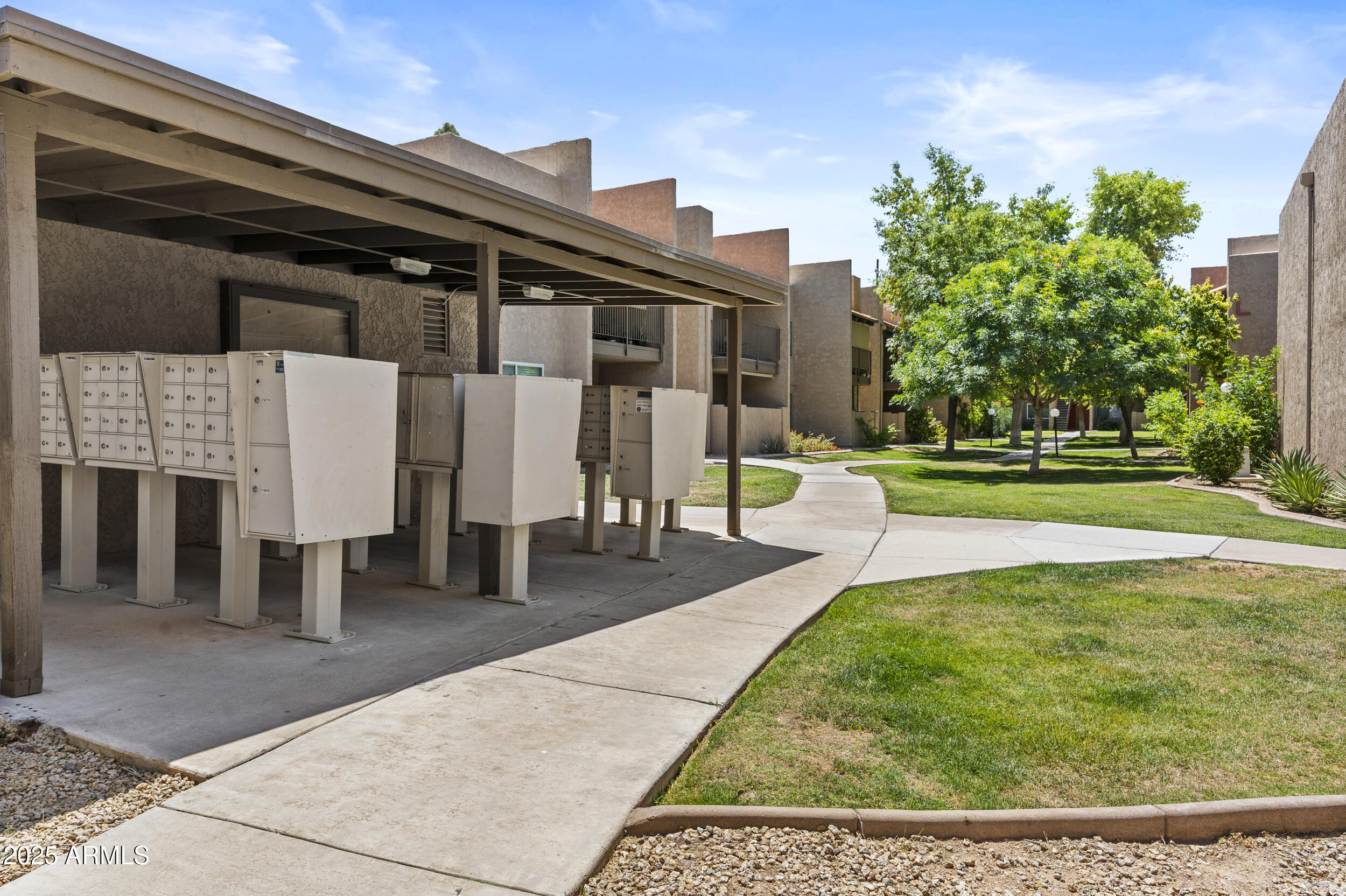 5525 E THOMAS Road, K16