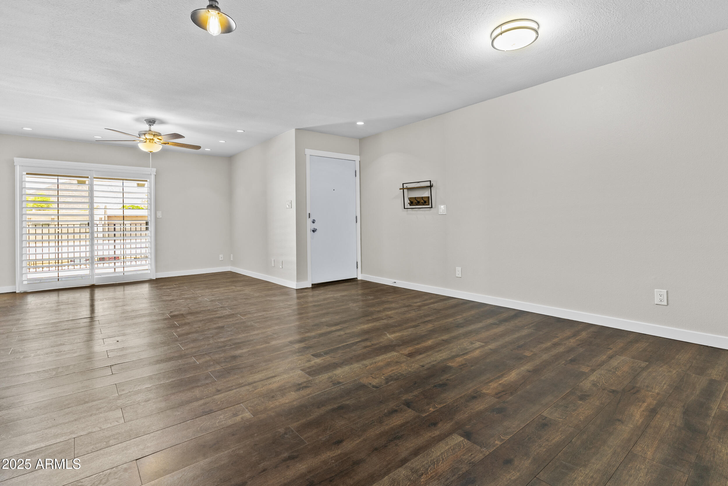 5525 E THOMAS Road, K16