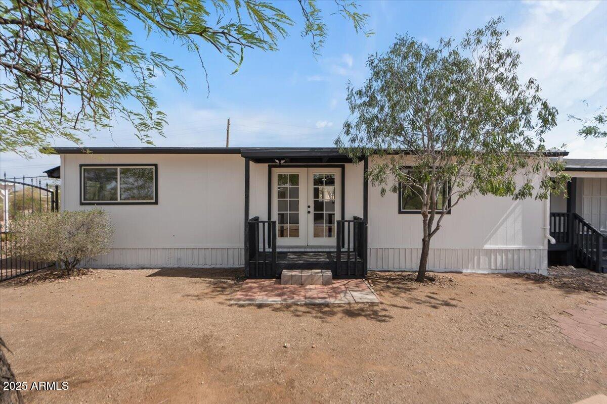 2141 E BROADWAY Avenue