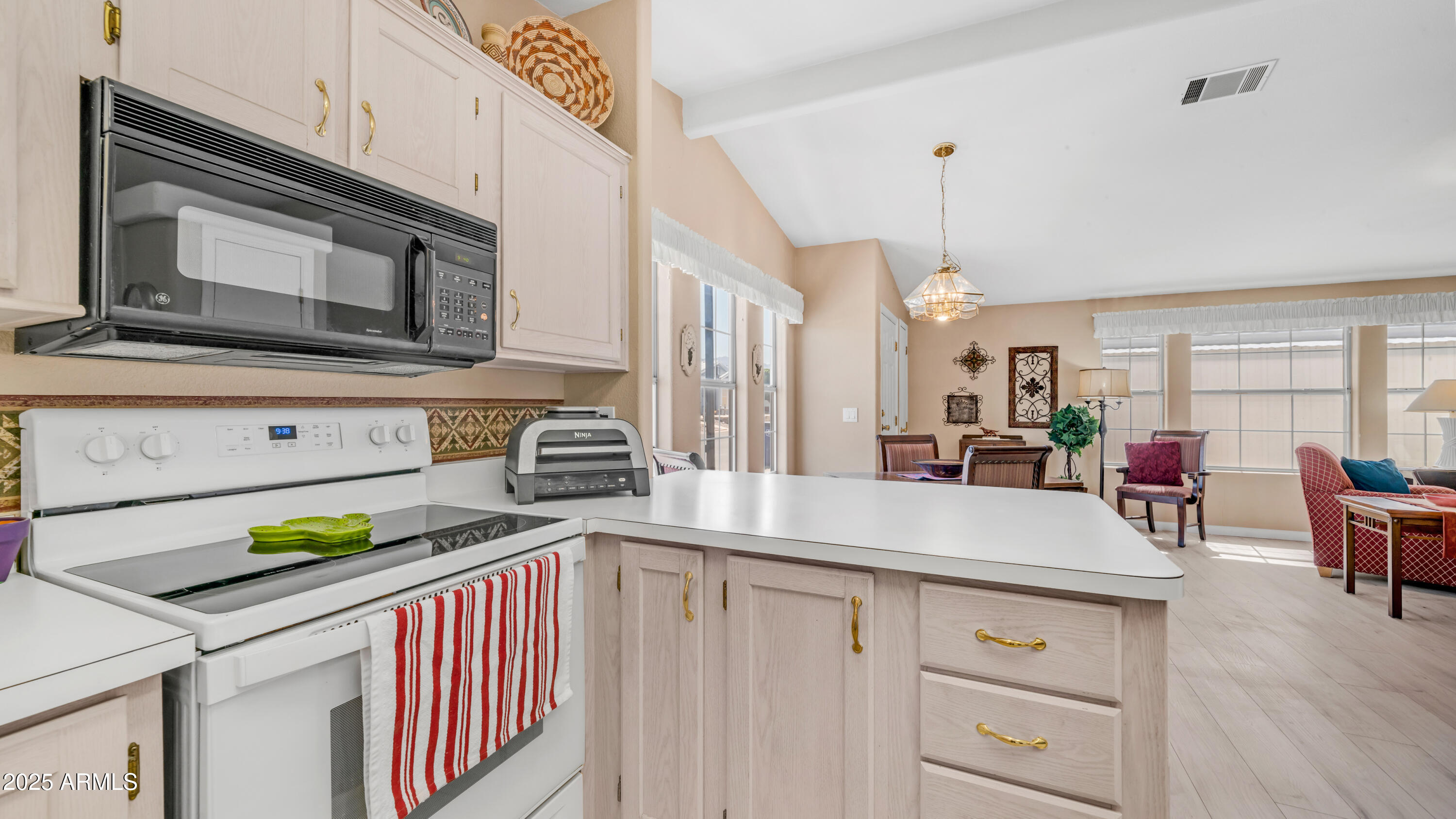 2400 E BASELINE Avenue, 197