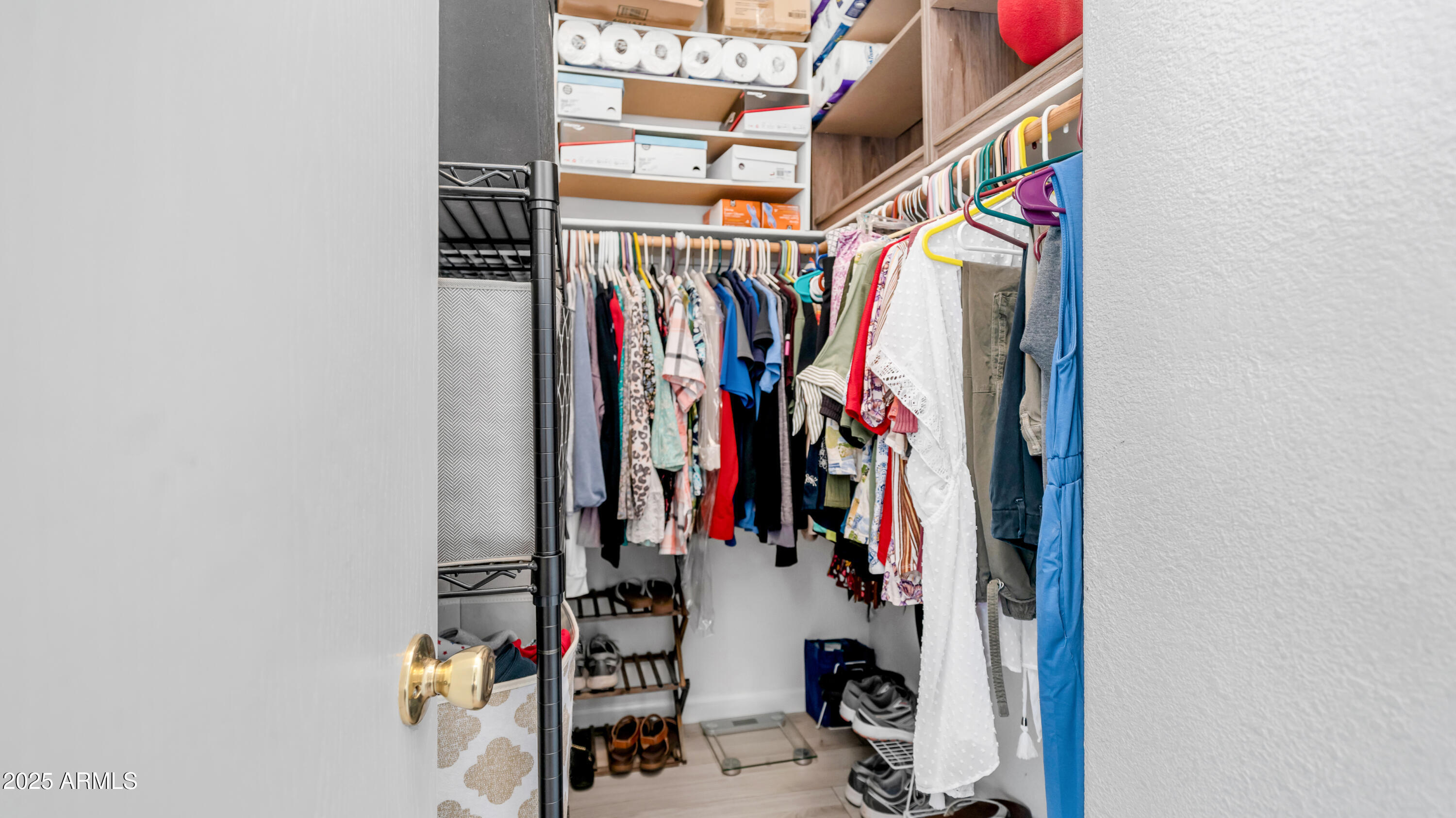 2400 E BASELINE Avenue, 197