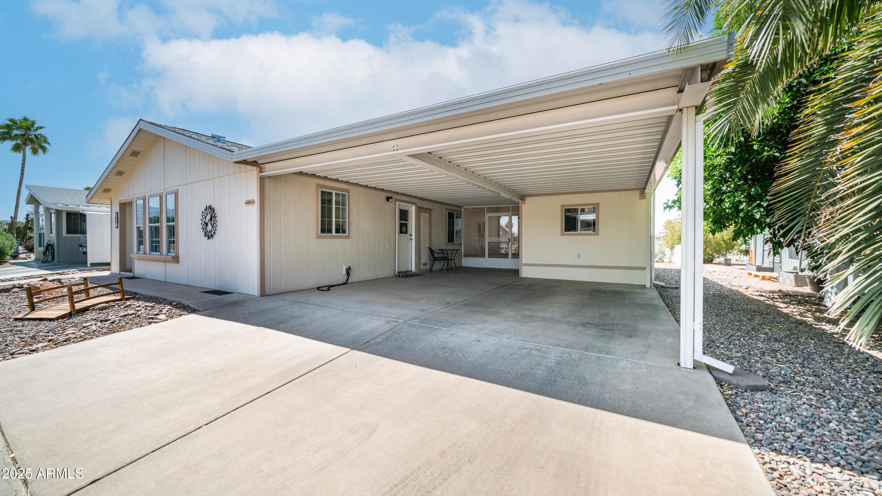 2400 E BASELINE Avenue, 197