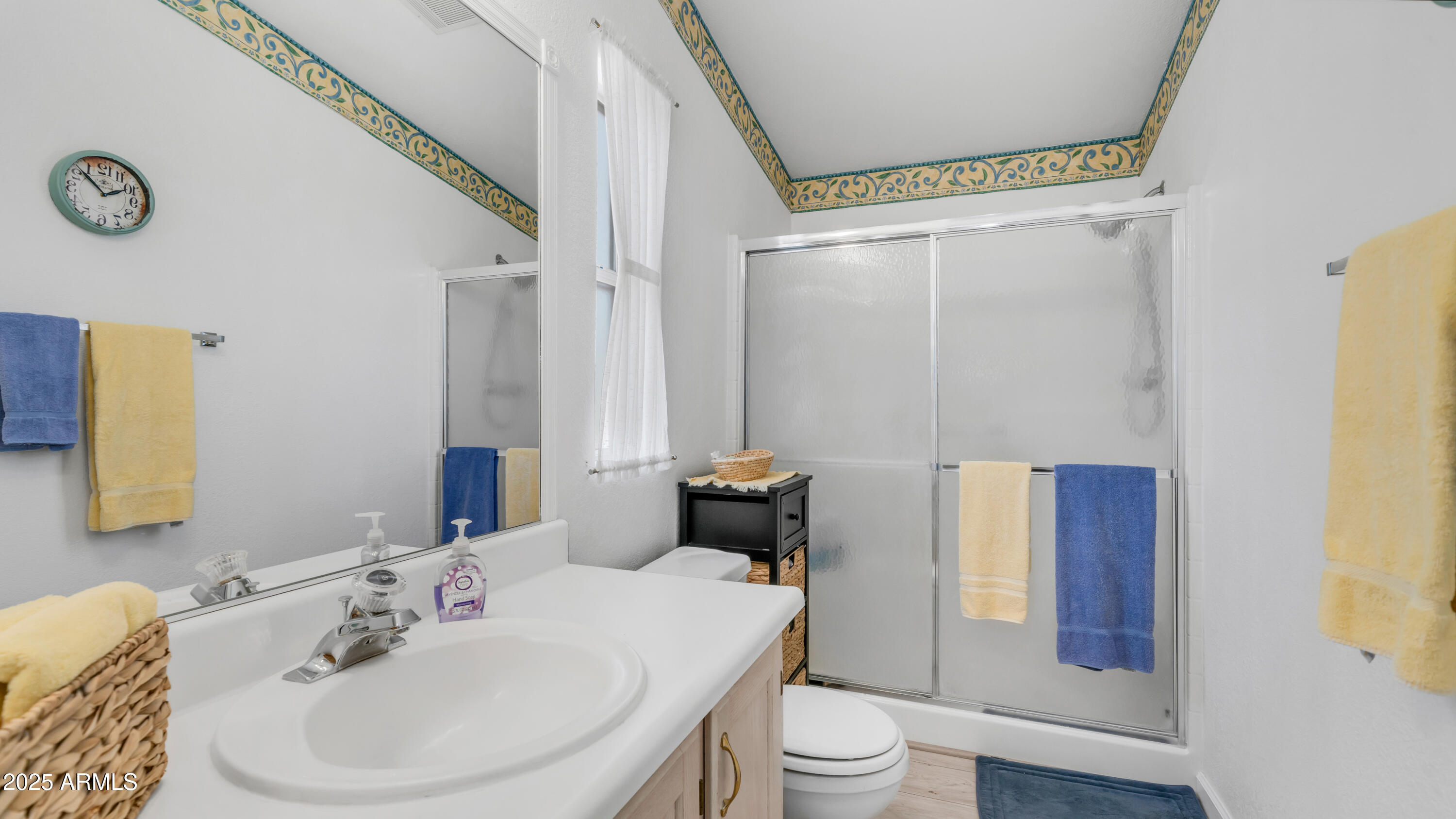 2400 E BASELINE Avenue, 197