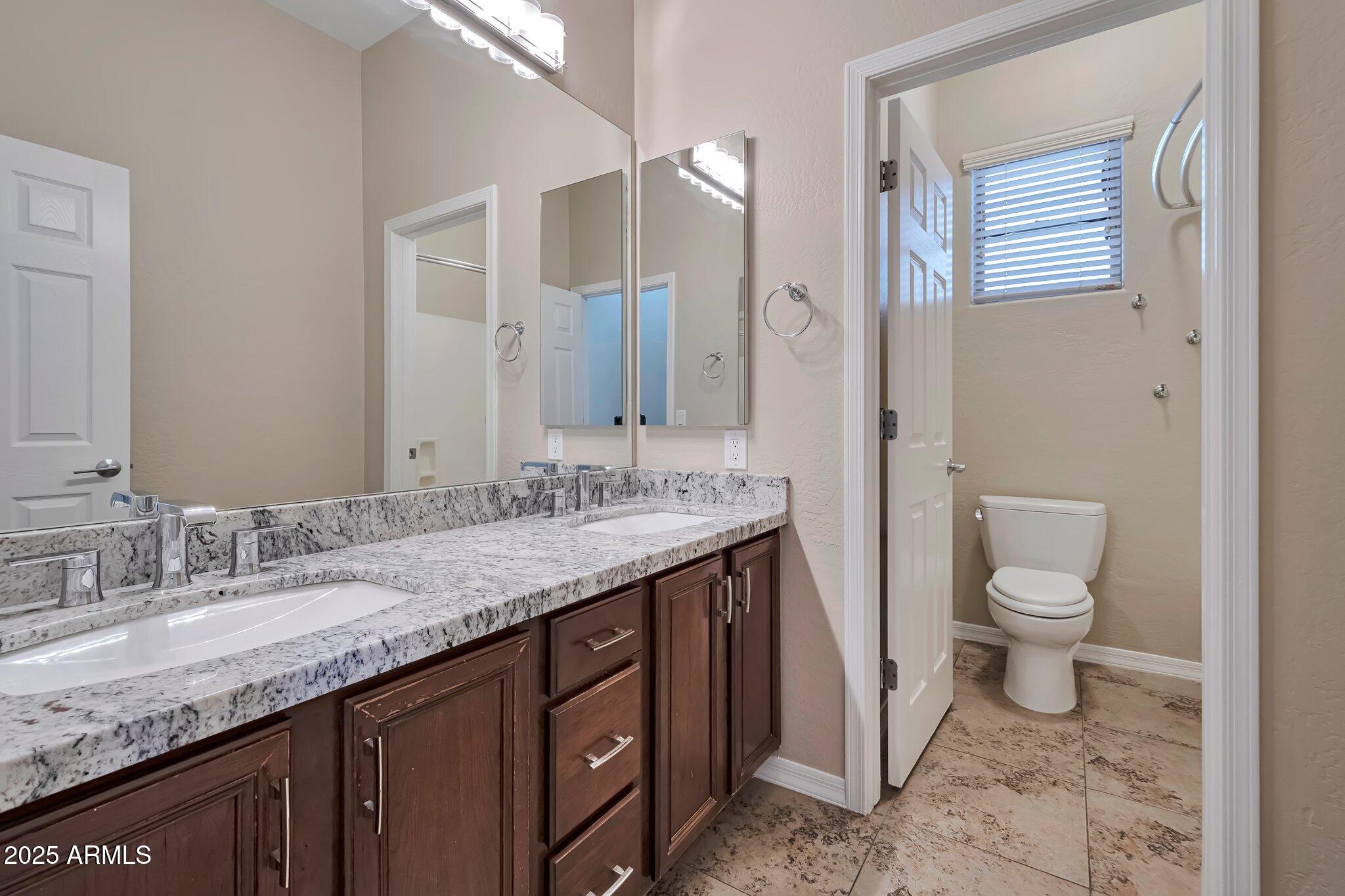 3114 E Capricorn Way