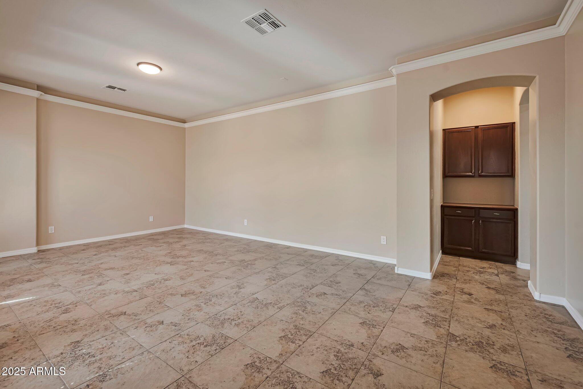 3114 E Capricorn Way