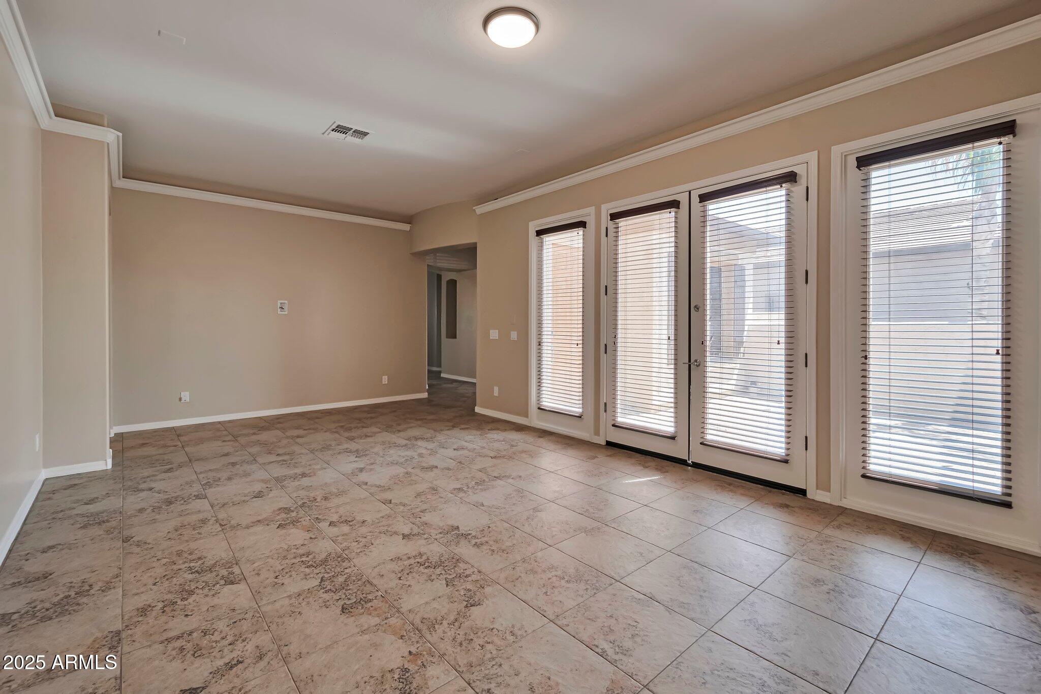 3114 E Capricorn Way