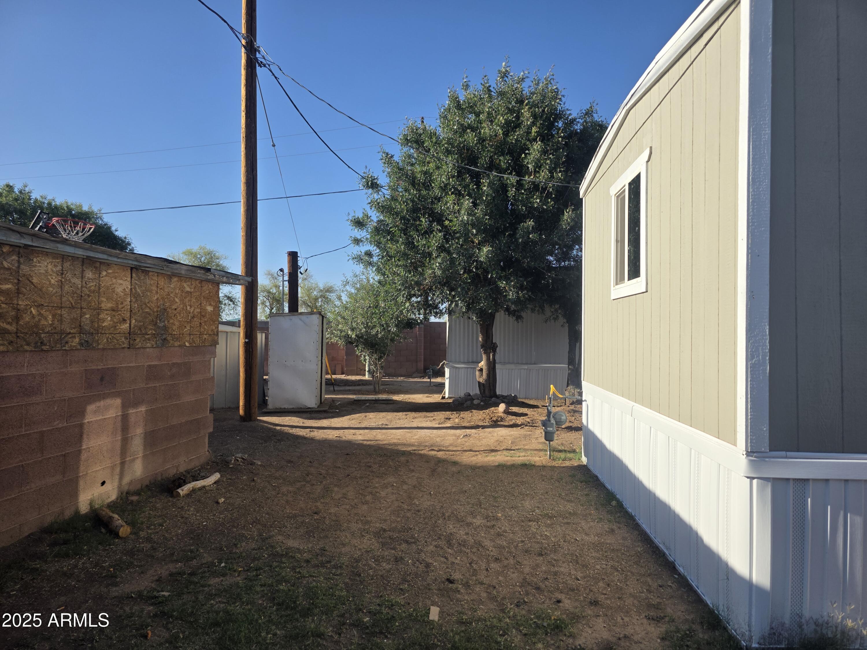 6439 W Myrtle Avenue, 88