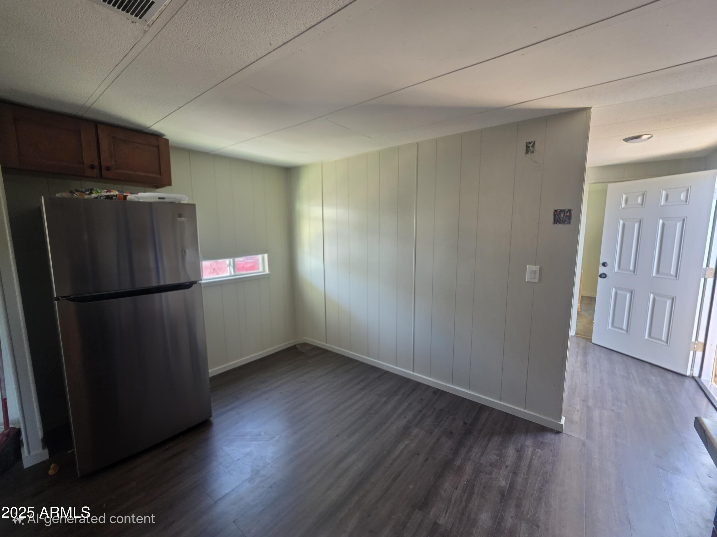 6439 W Myrtle Avenue, 88