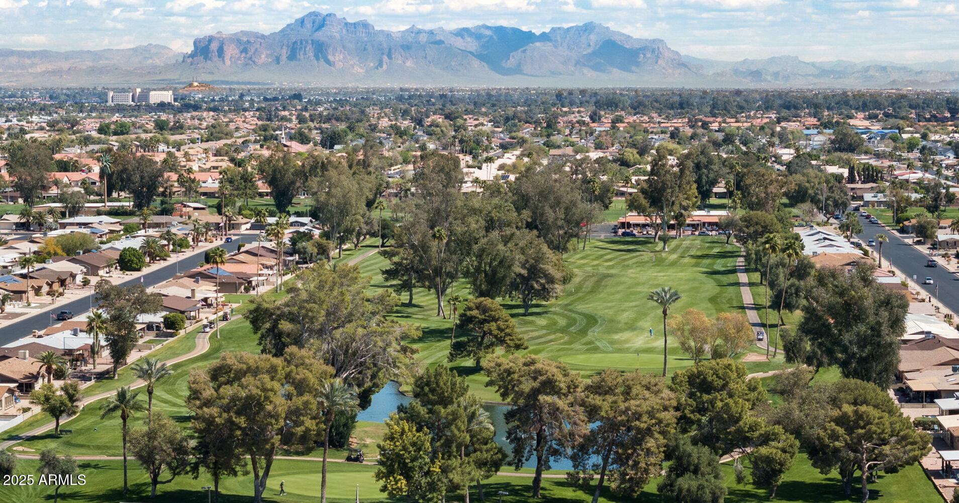 4213 E CLOVIS Avenue