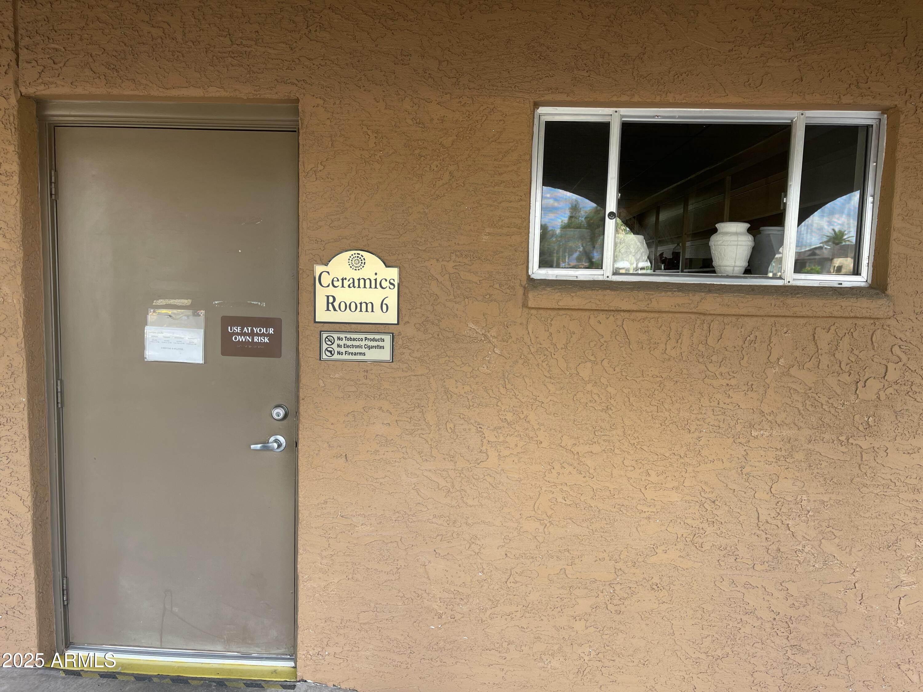 4213 E CLOVIS Avenue