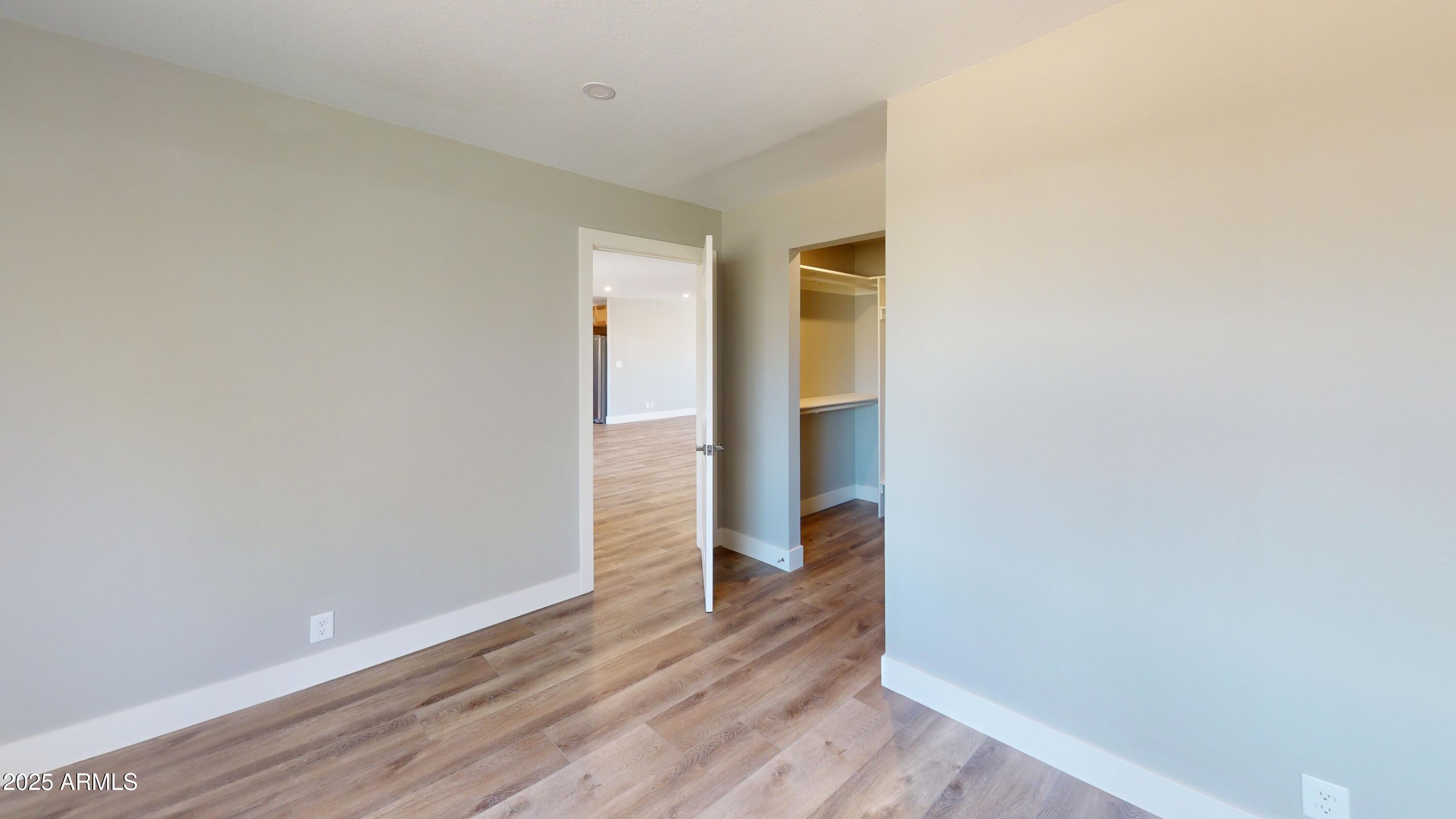 4213 E CLOVIS Avenue