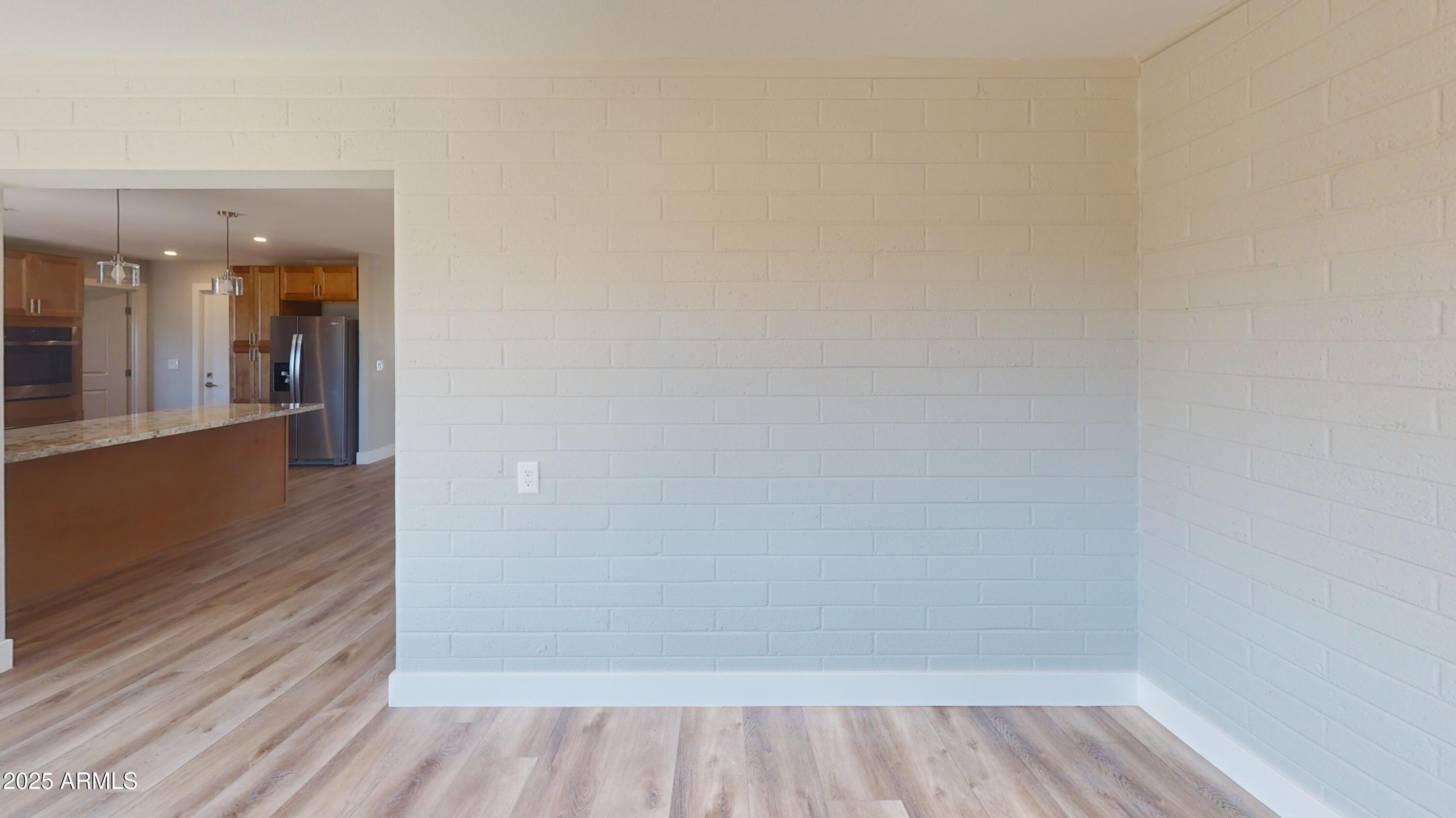 4213 E CLOVIS Avenue