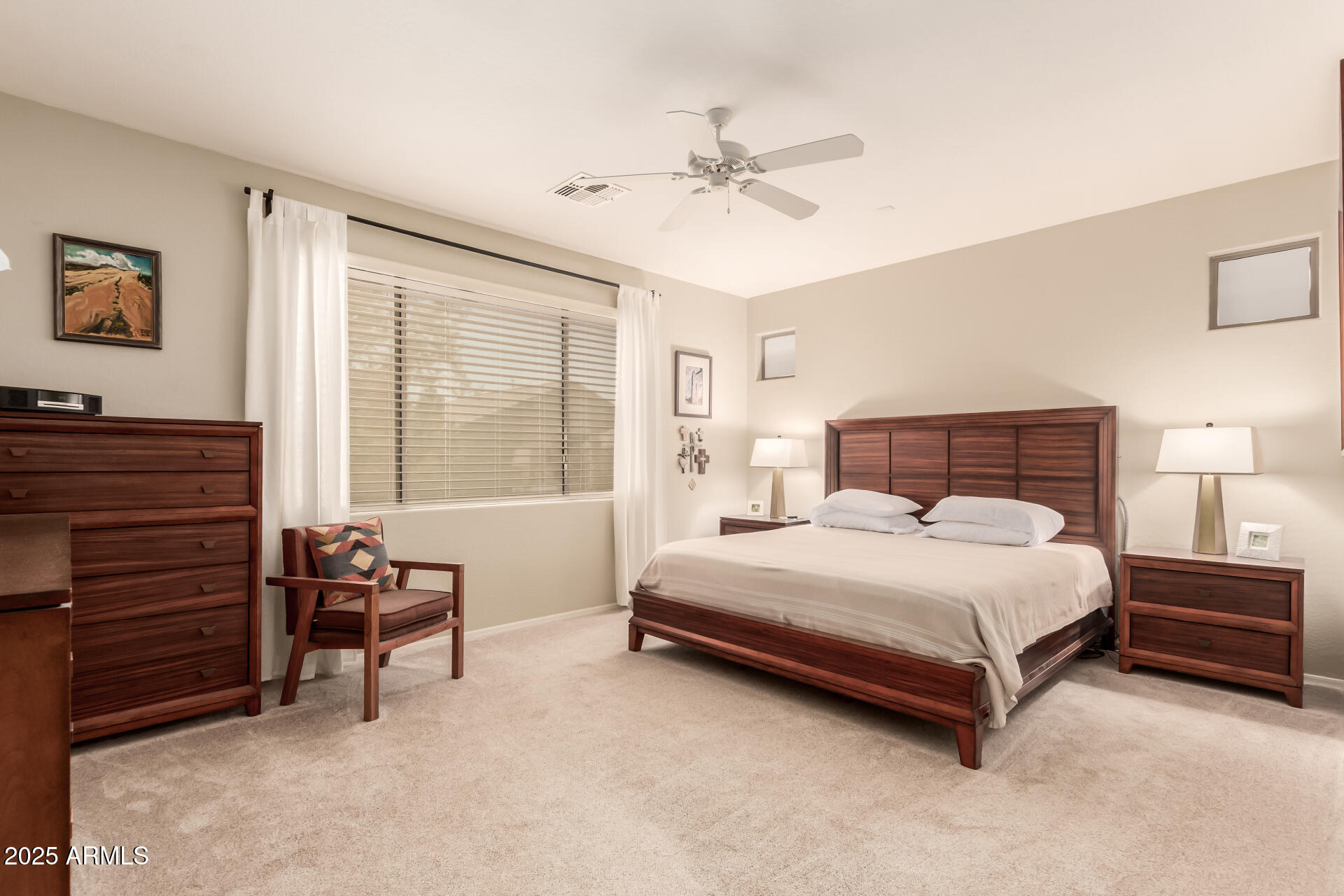 7617 E DESERT HONEYSUCKLE Drive