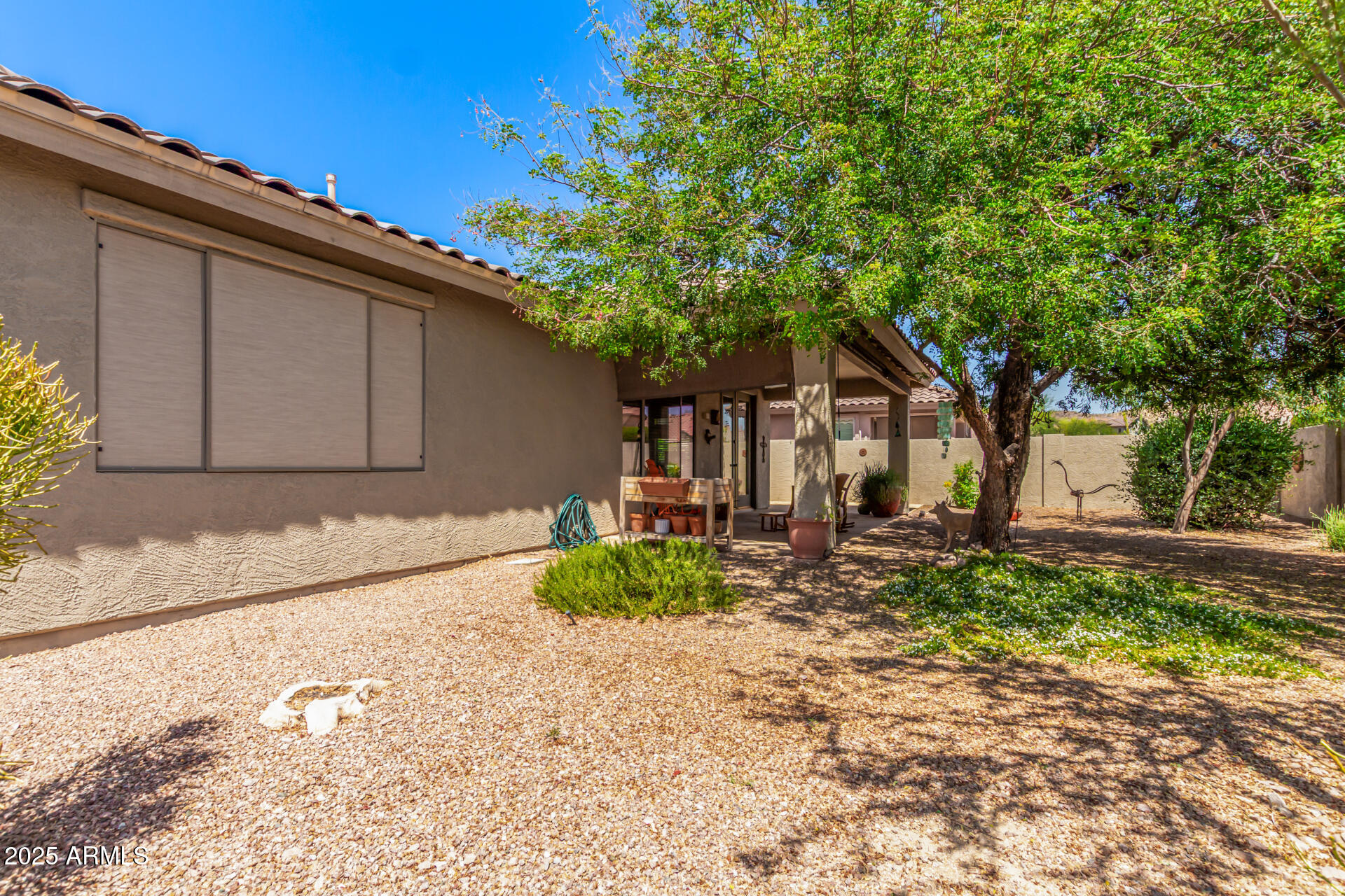 7617 E DESERT HONEYSUCKLE Drive