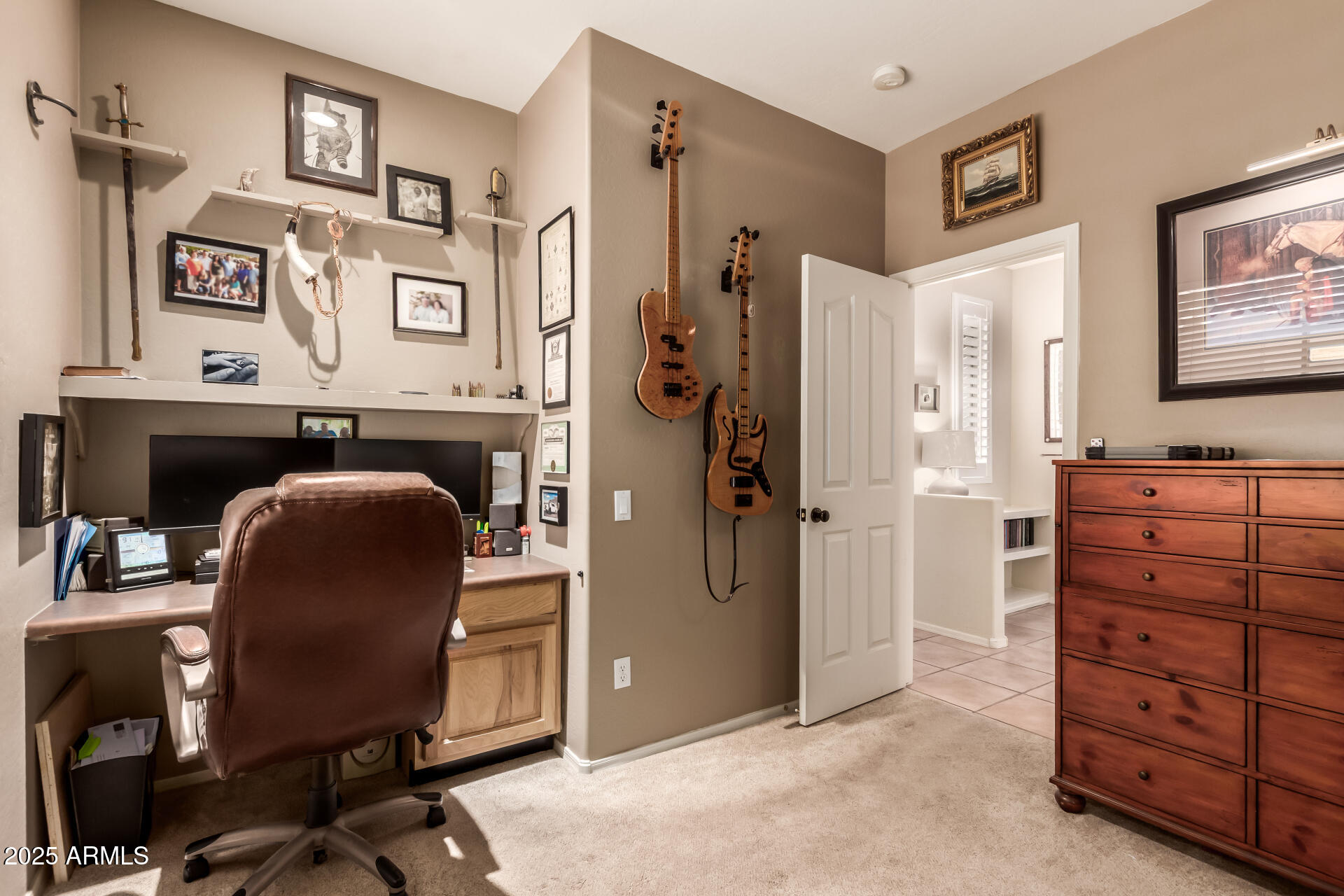 7617 E DESERT HONEYSUCKLE Drive