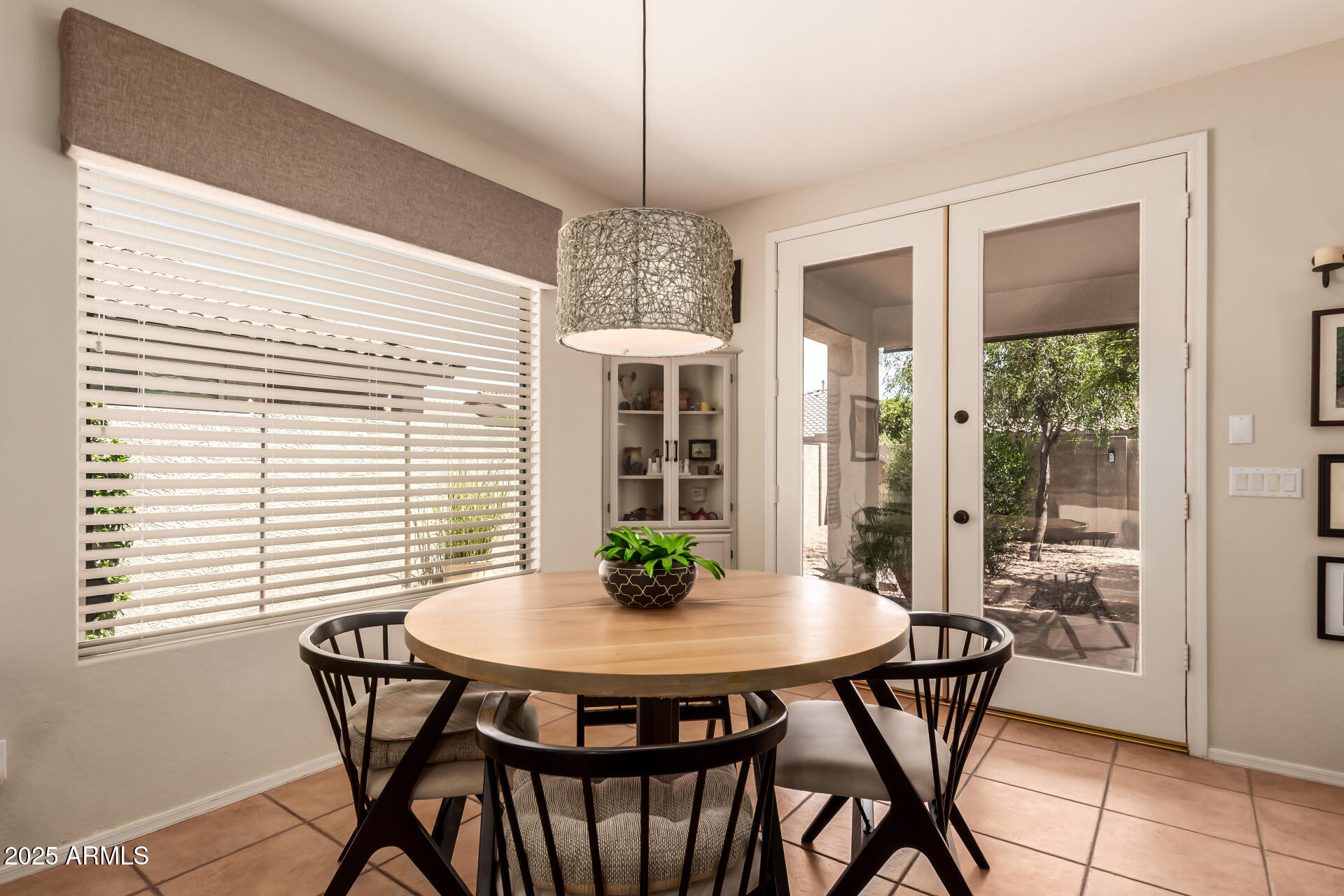 7617 E DESERT HONEYSUCKLE Drive