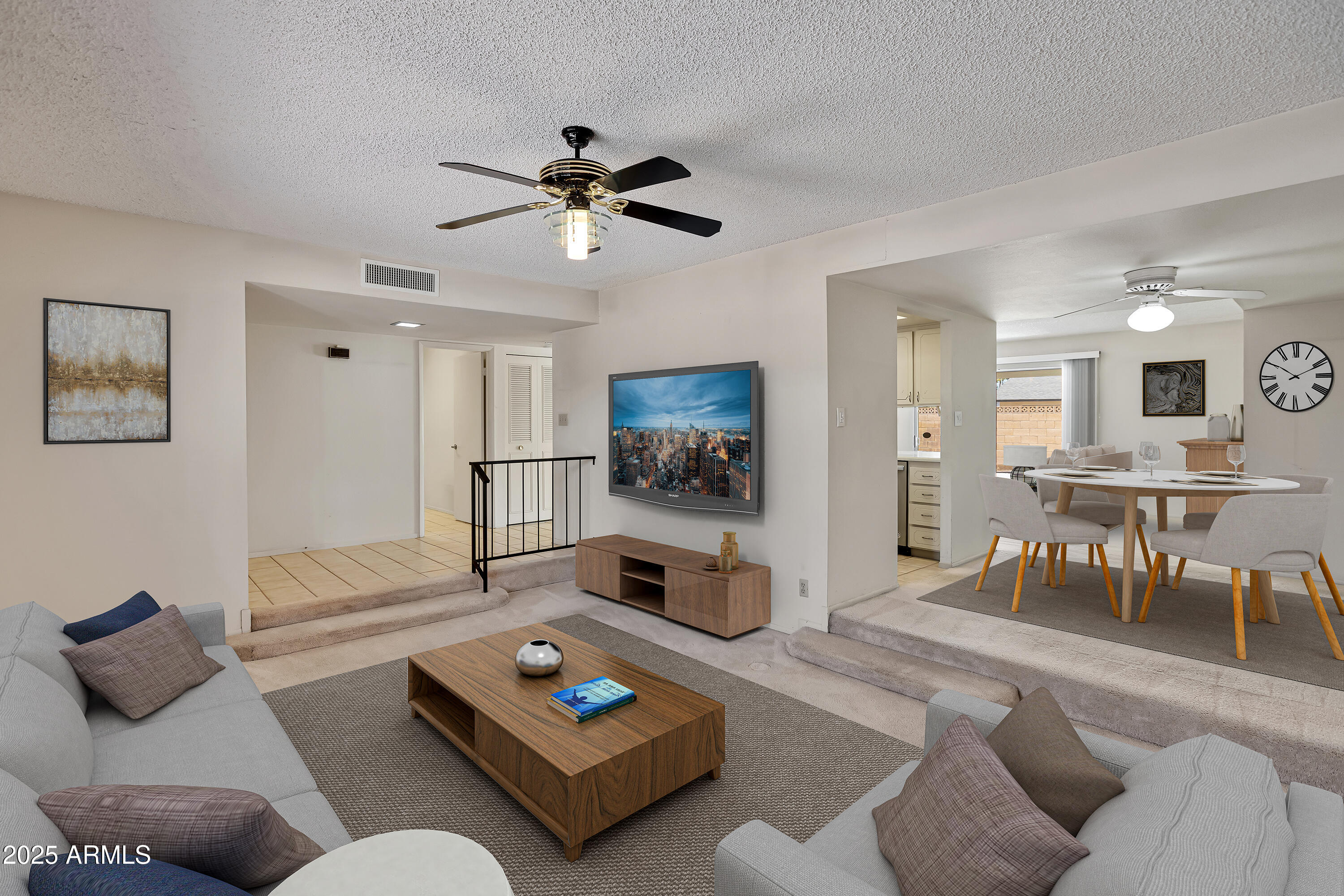 8326 E VALLEY VIEW Road