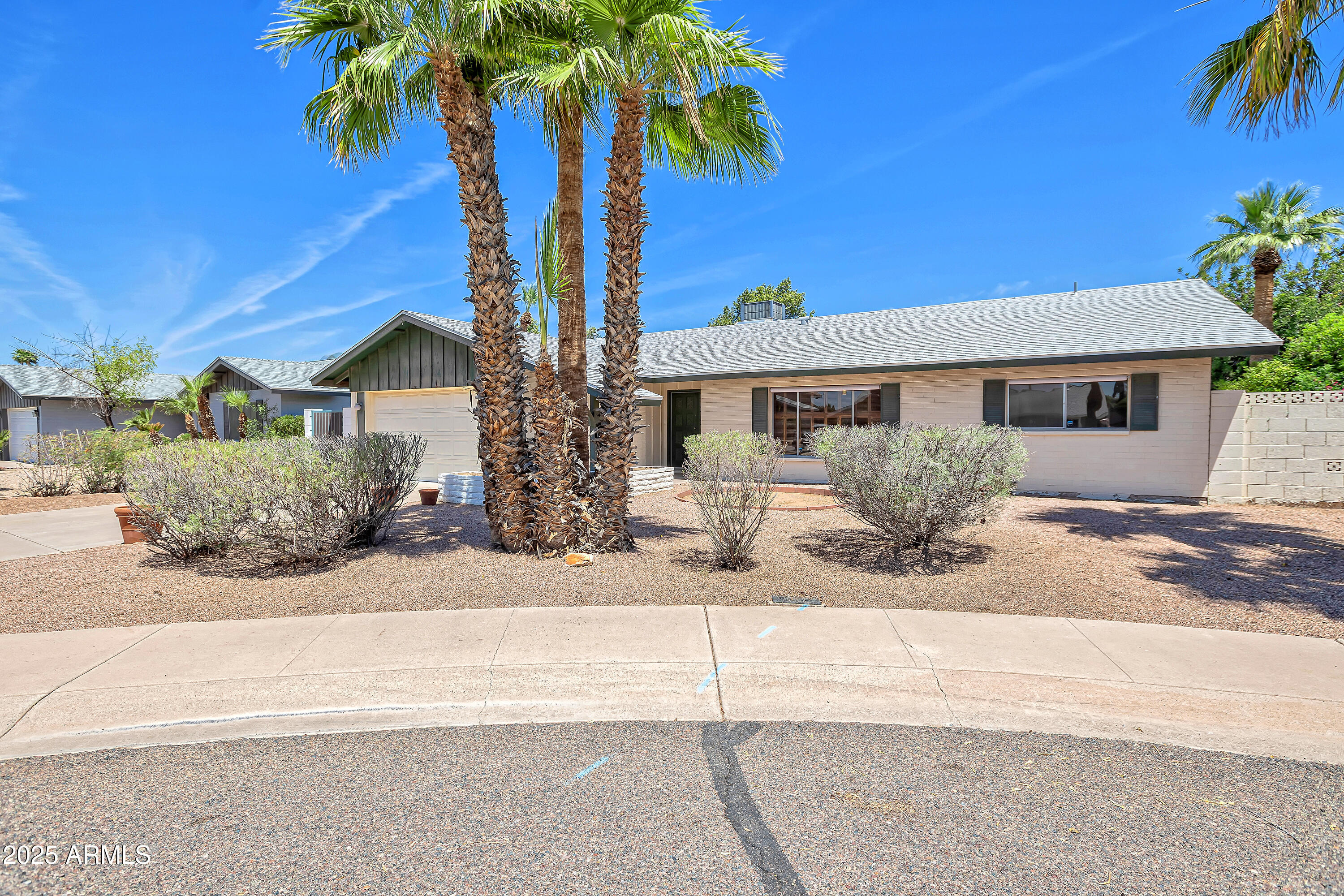 8326 E VALLEY VIEW Road