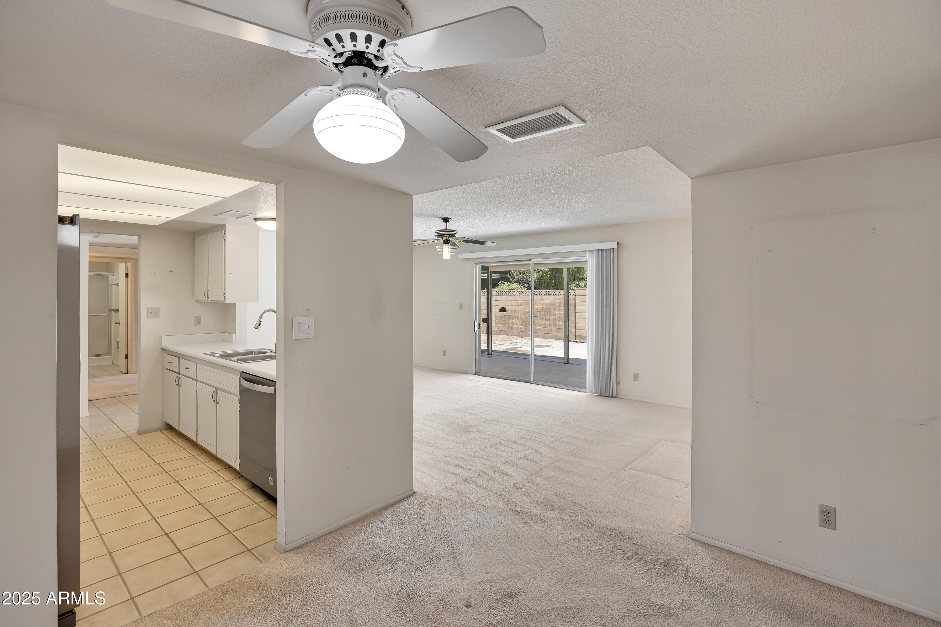 8326 E VALLEY VIEW Road