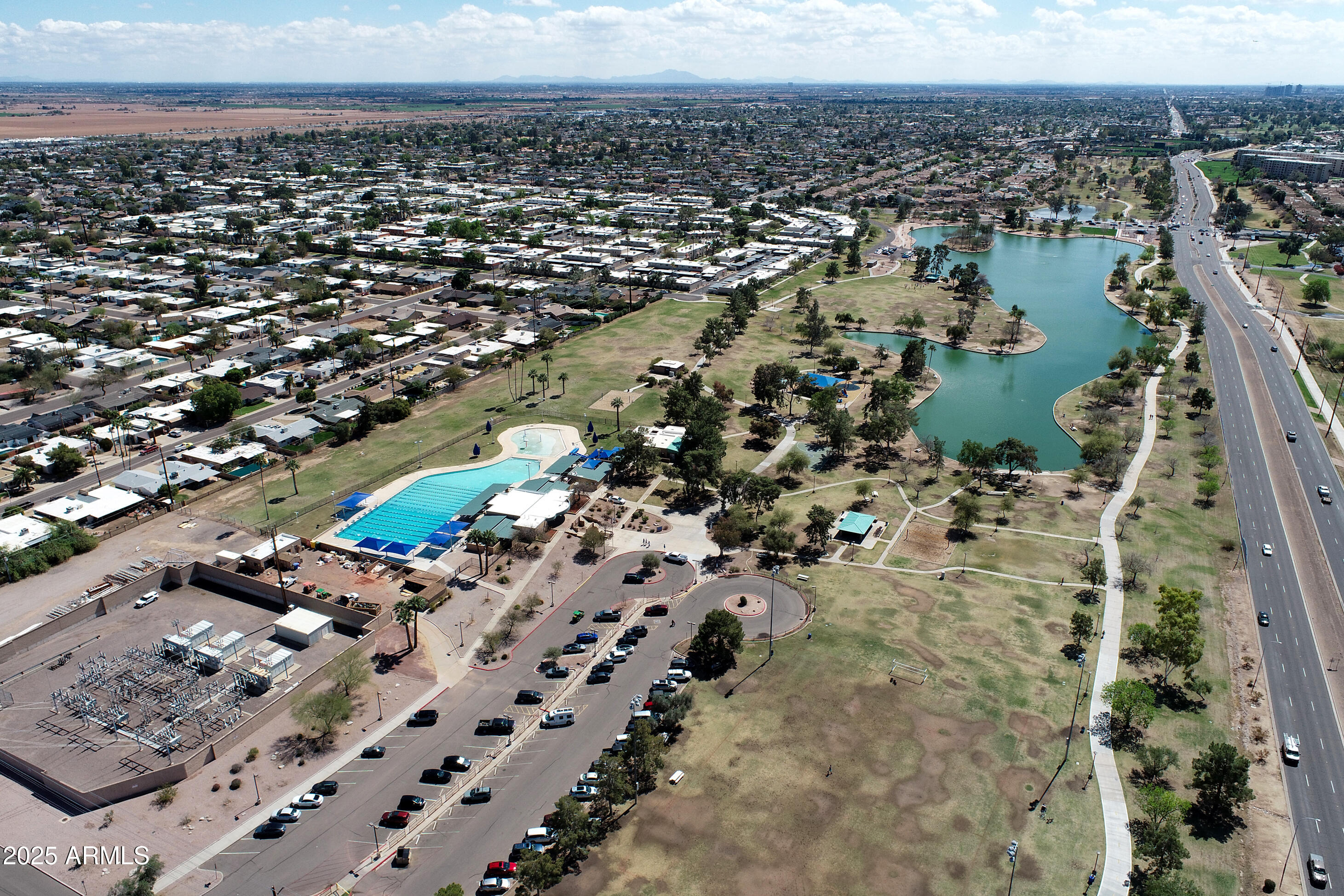 8326 E VALLEY VIEW Road