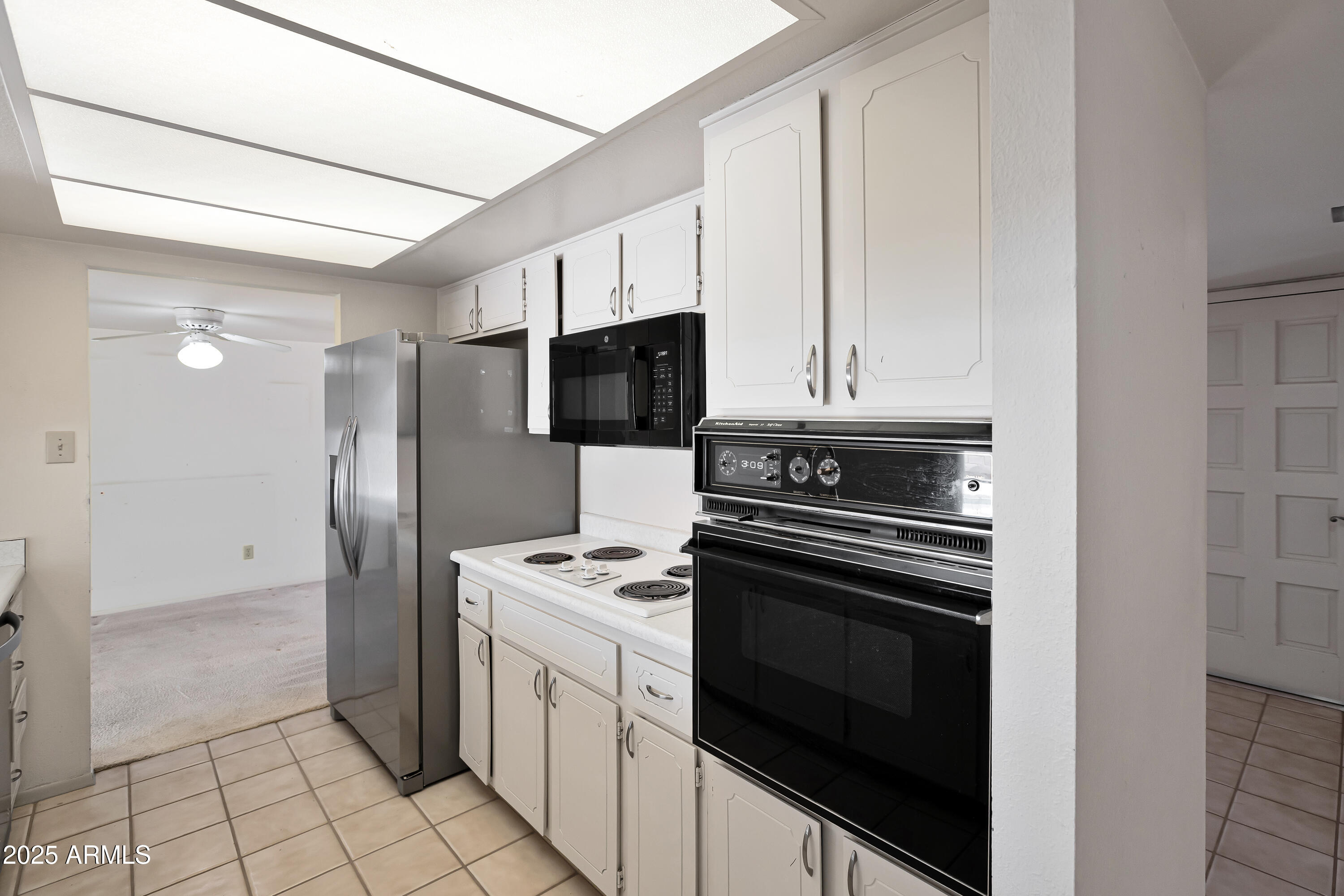 8326 E VALLEY VIEW Road