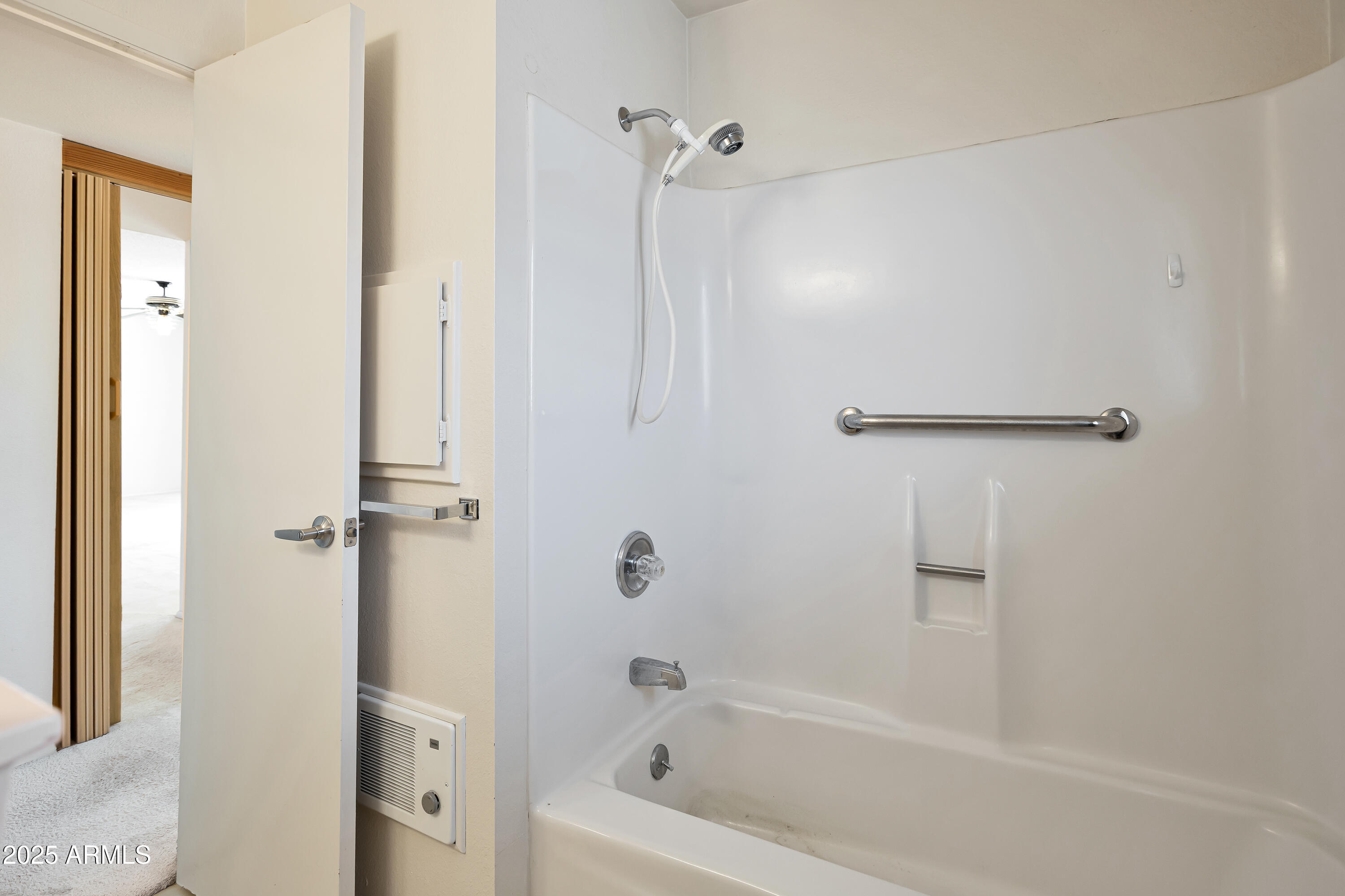 8326 E VALLEY VIEW Road