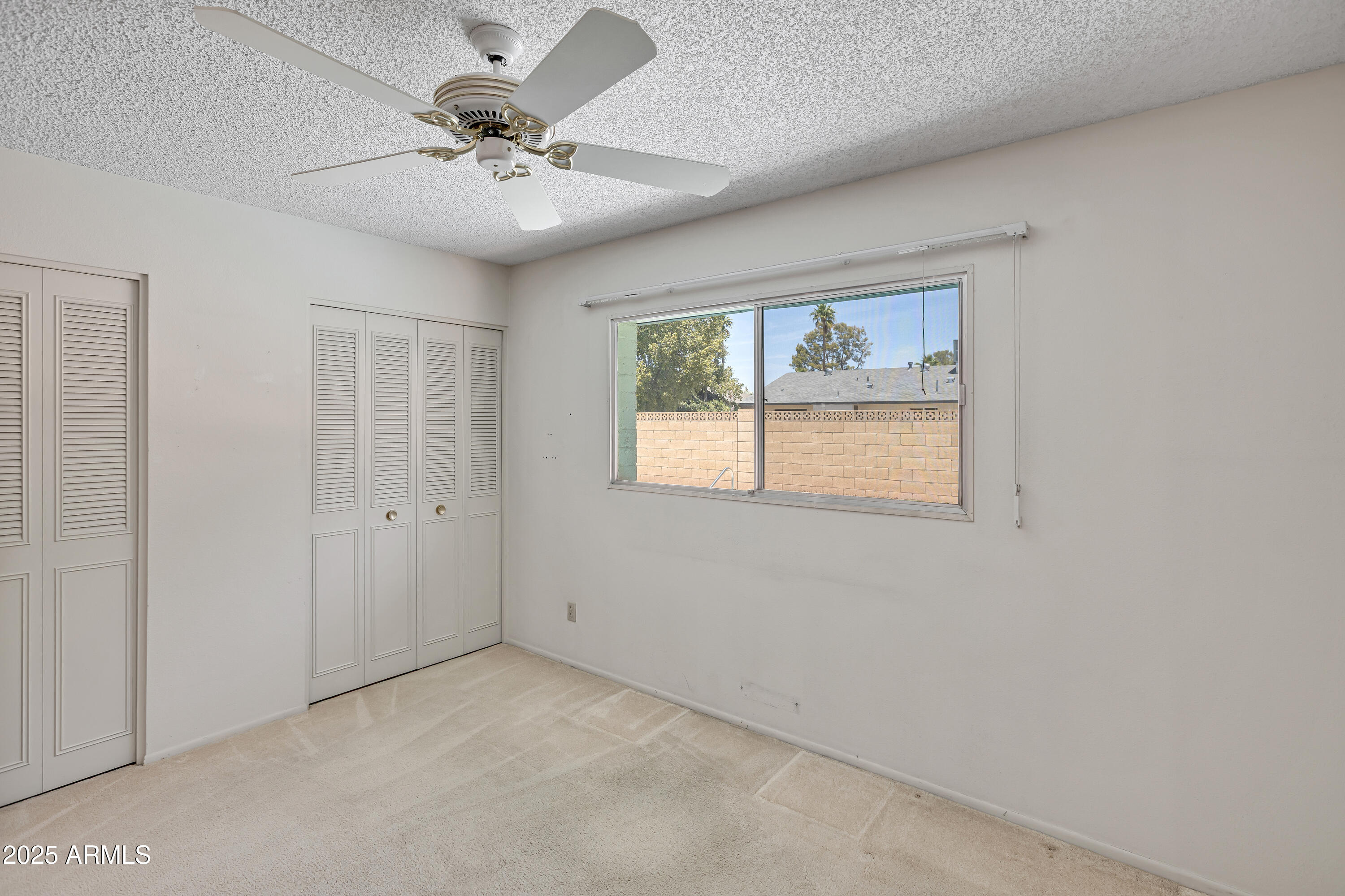 8326 E VALLEY VIEW Road