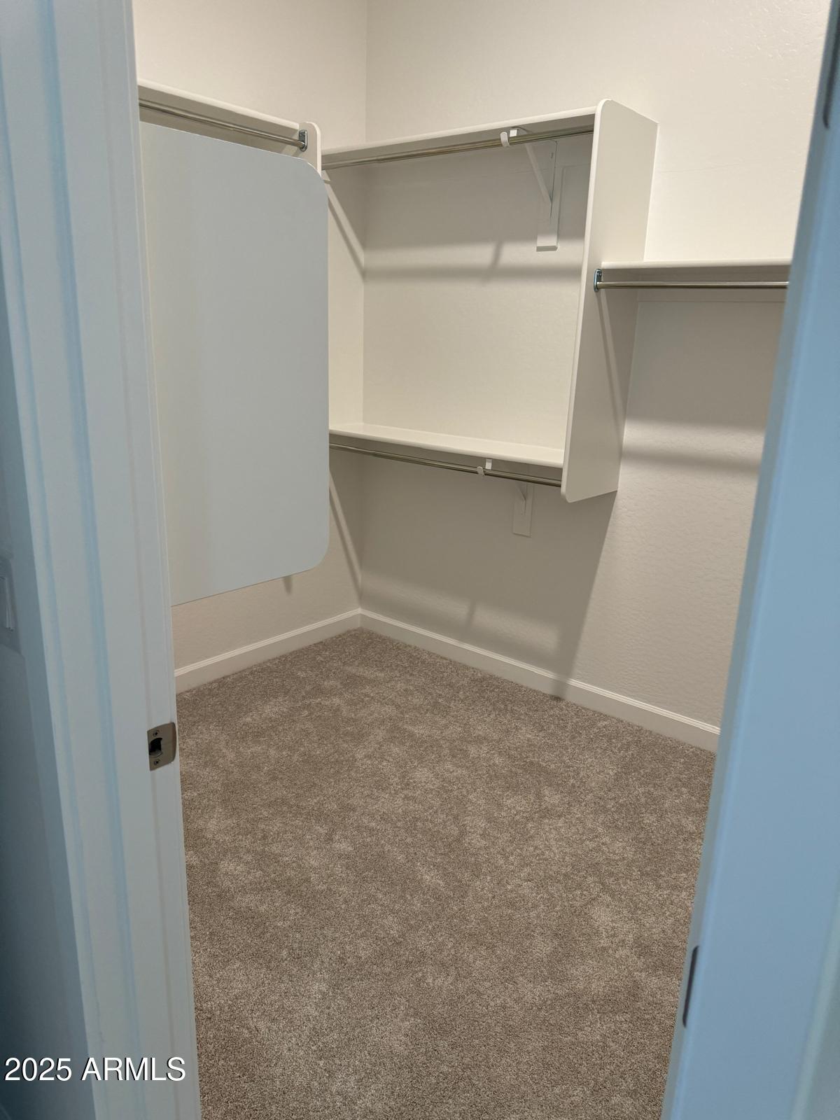 11438 E UTOPIA Avenue