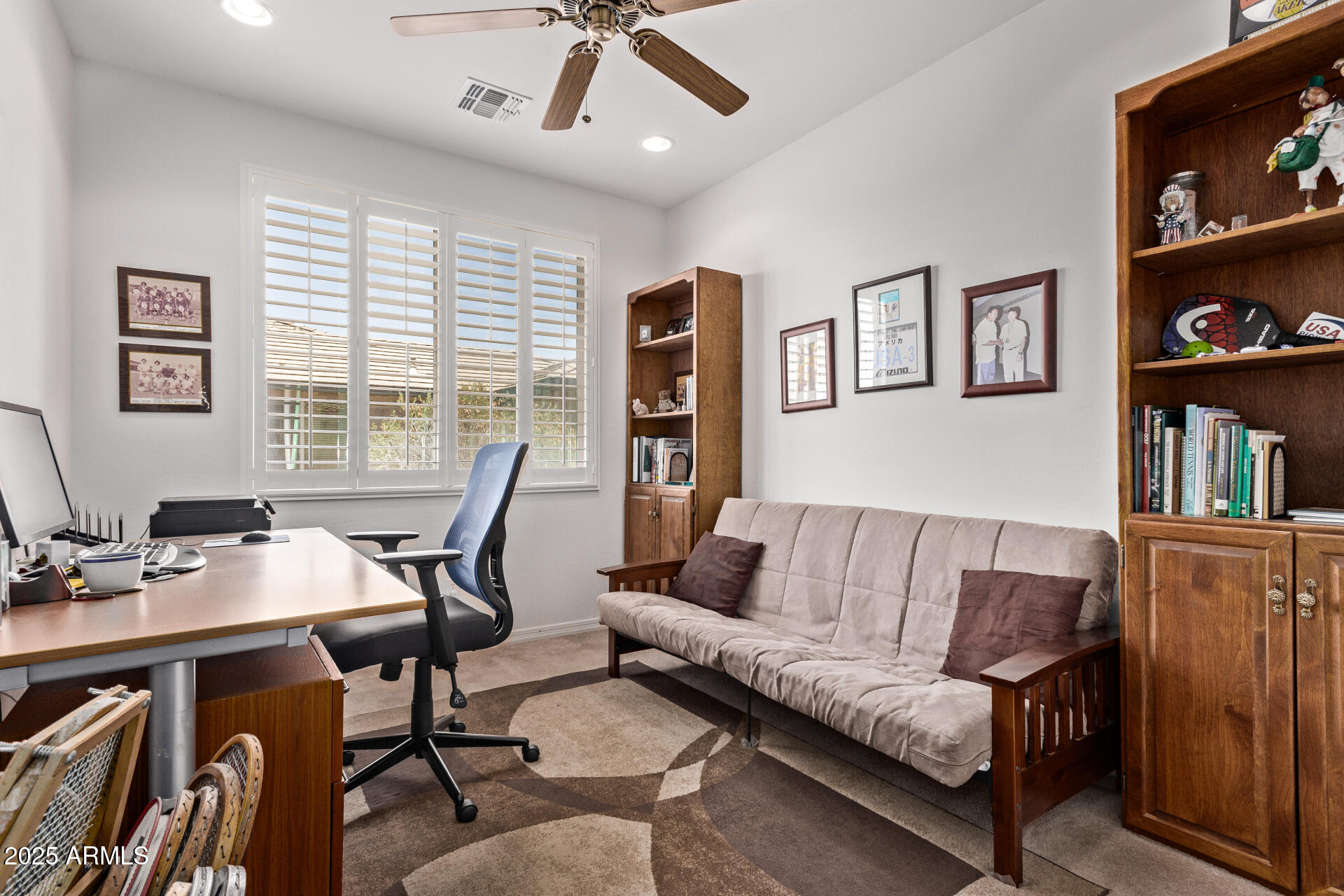 3618 N COLONIAL Court