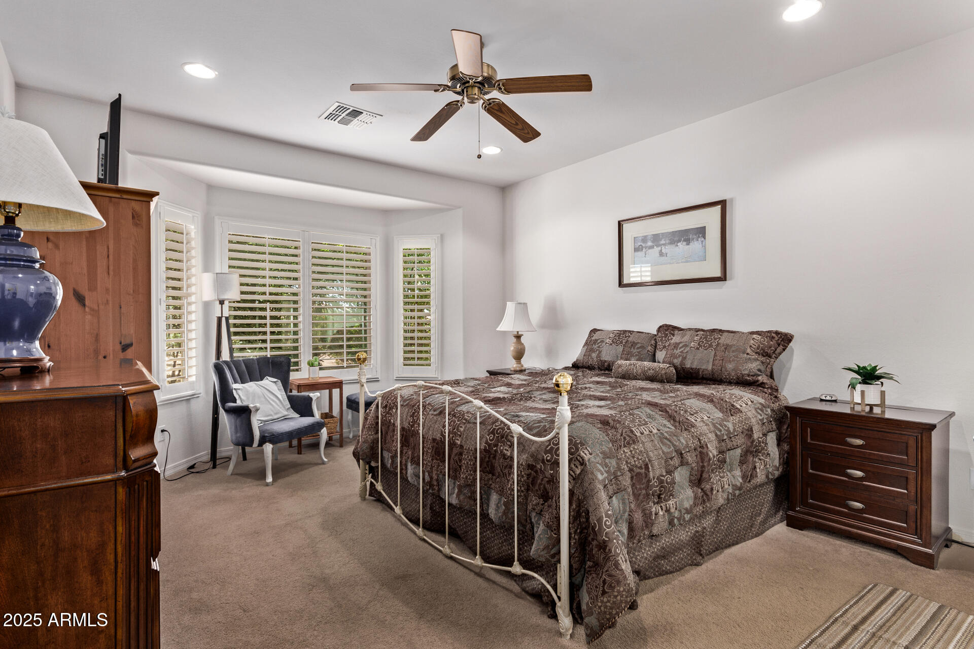 3618 N COLONIAL Court