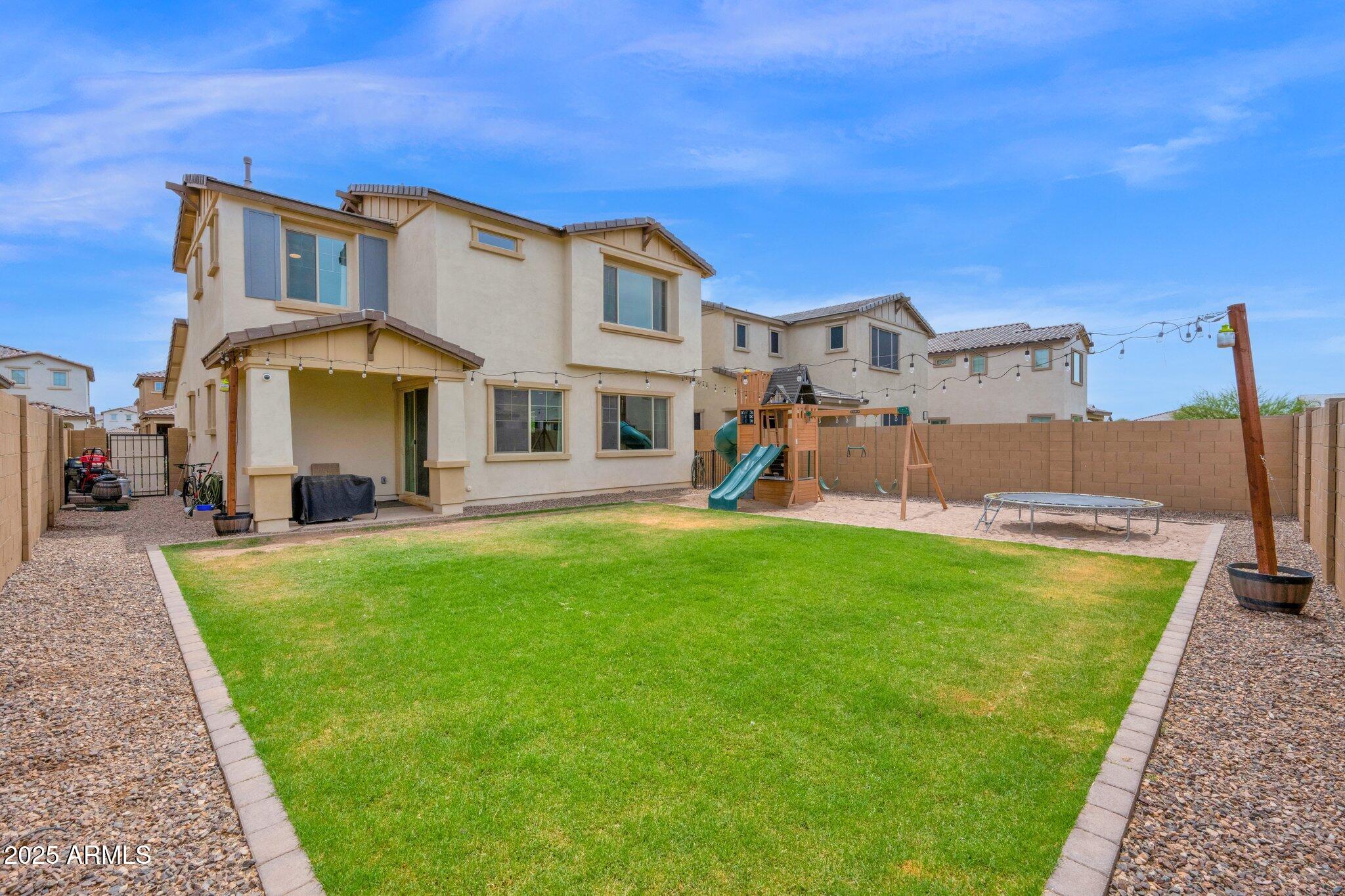 21246 E Kingbird Drive