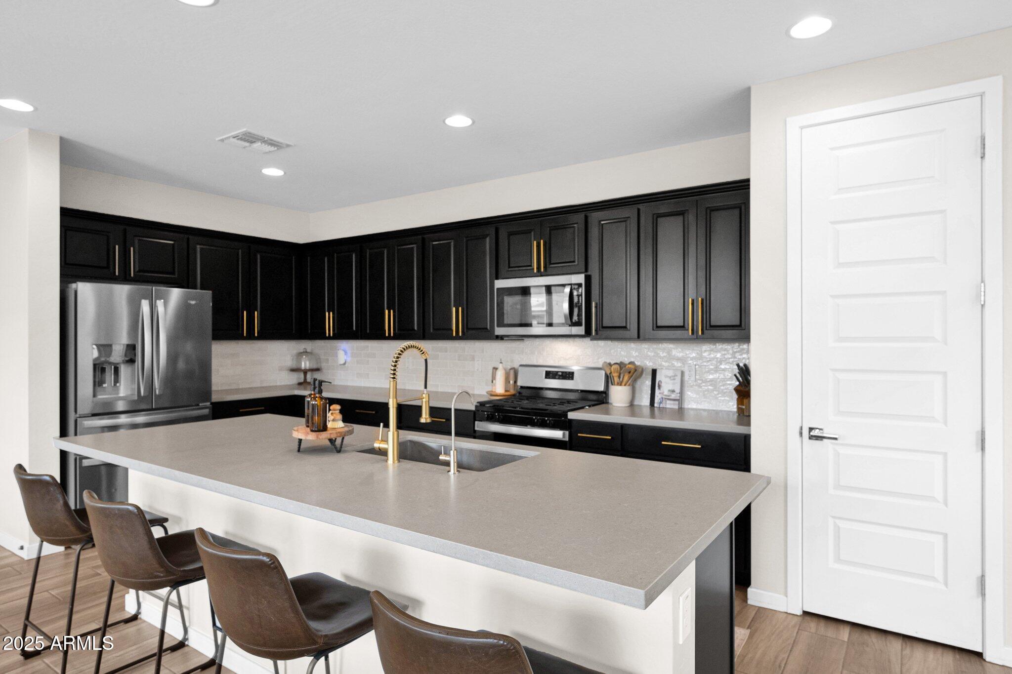 21246 E Kingbird Drive