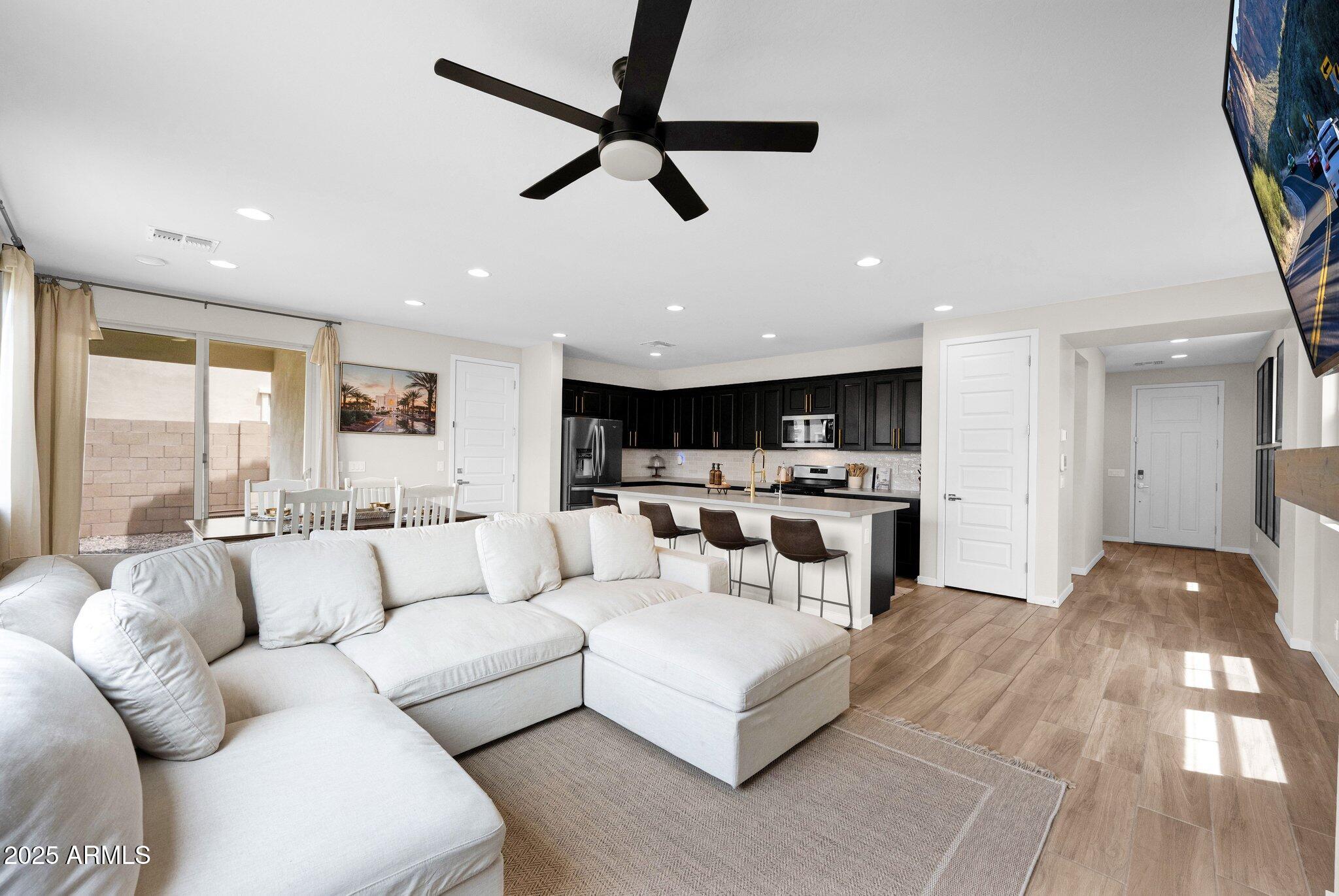 21246 E Kingbird Drive