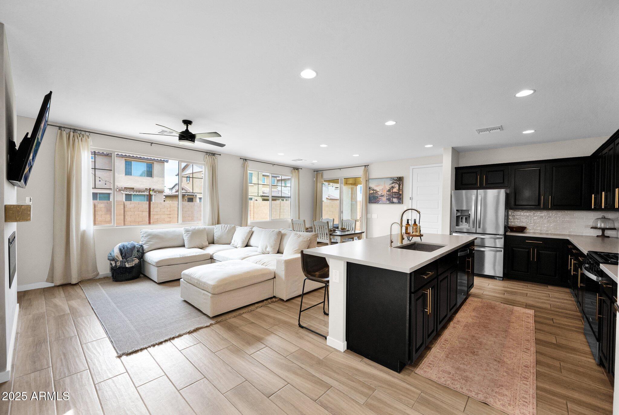 21246 E Kingbird Drive