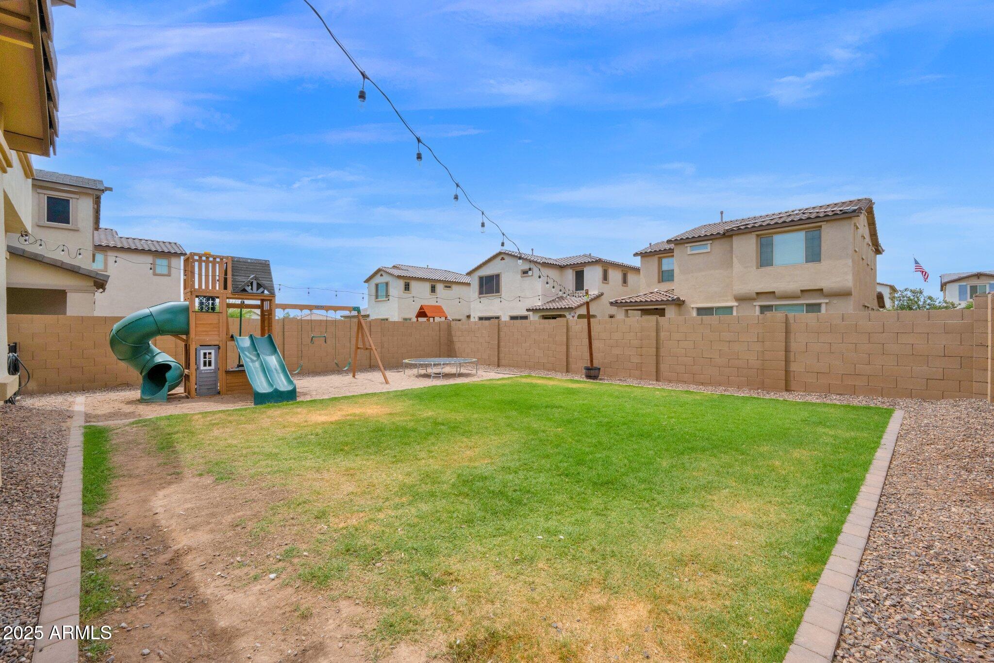 21246 E Kingbird Drive