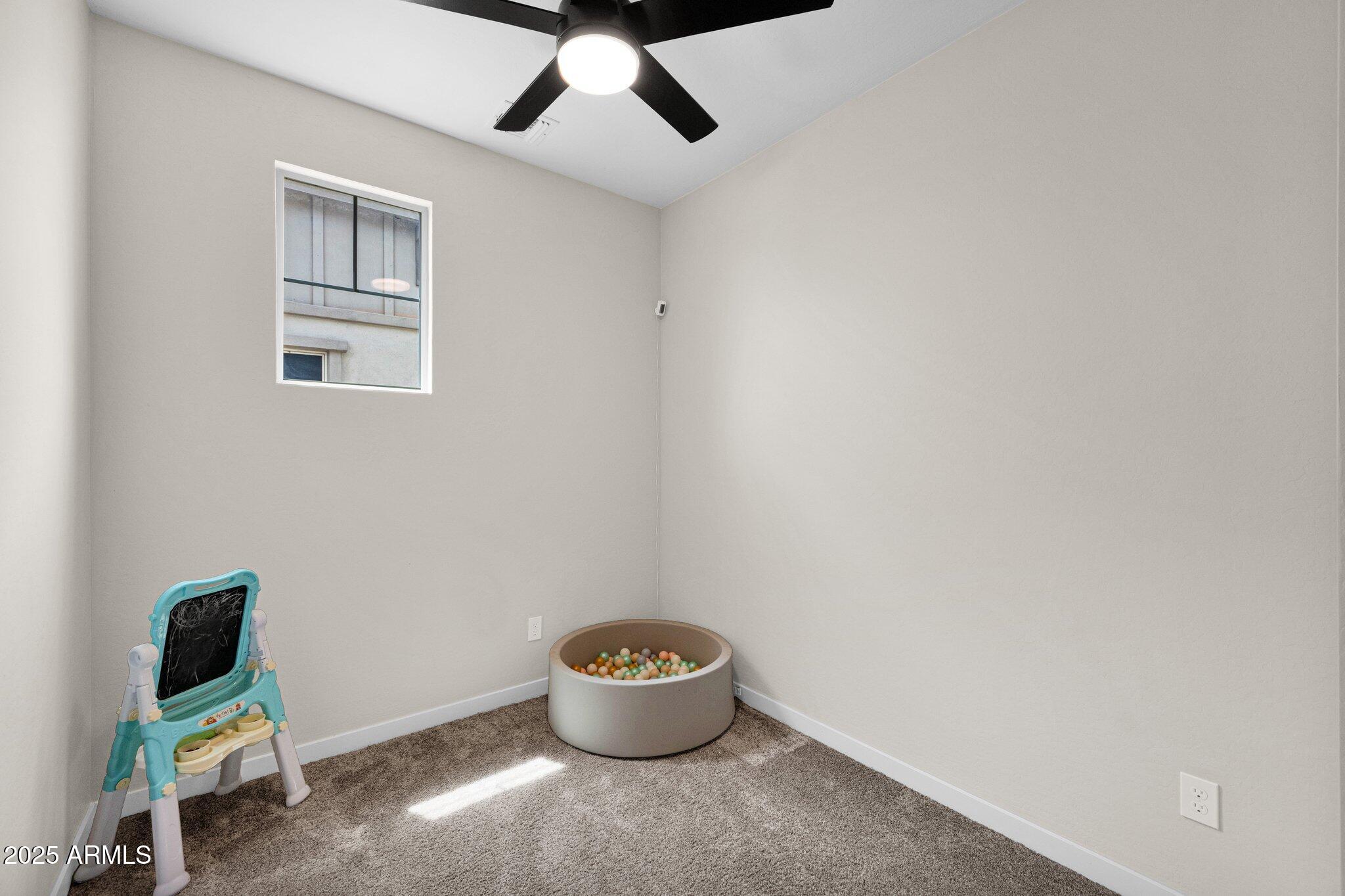 21246 E Kingbird Drive