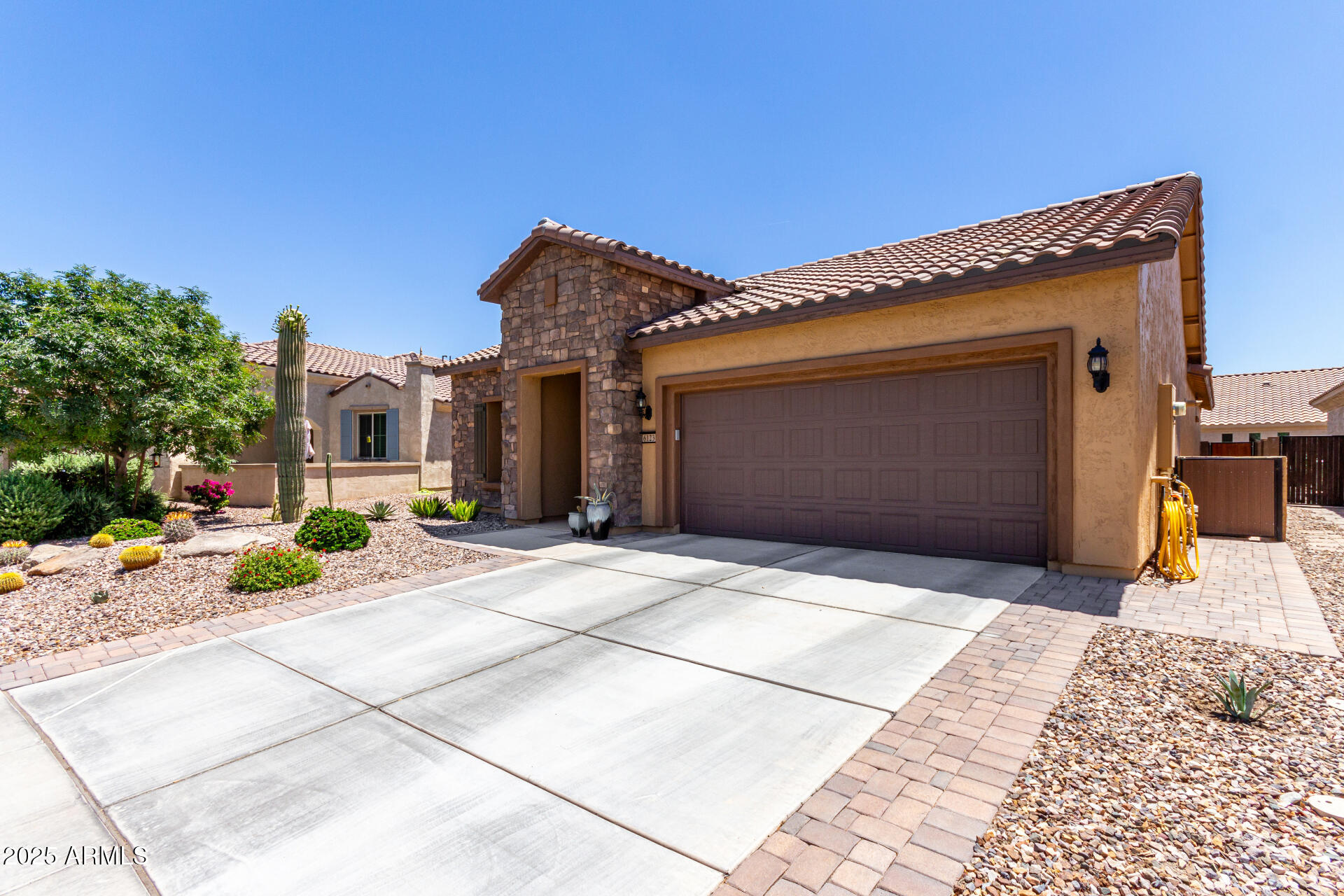 6123 W Sandpiper Way